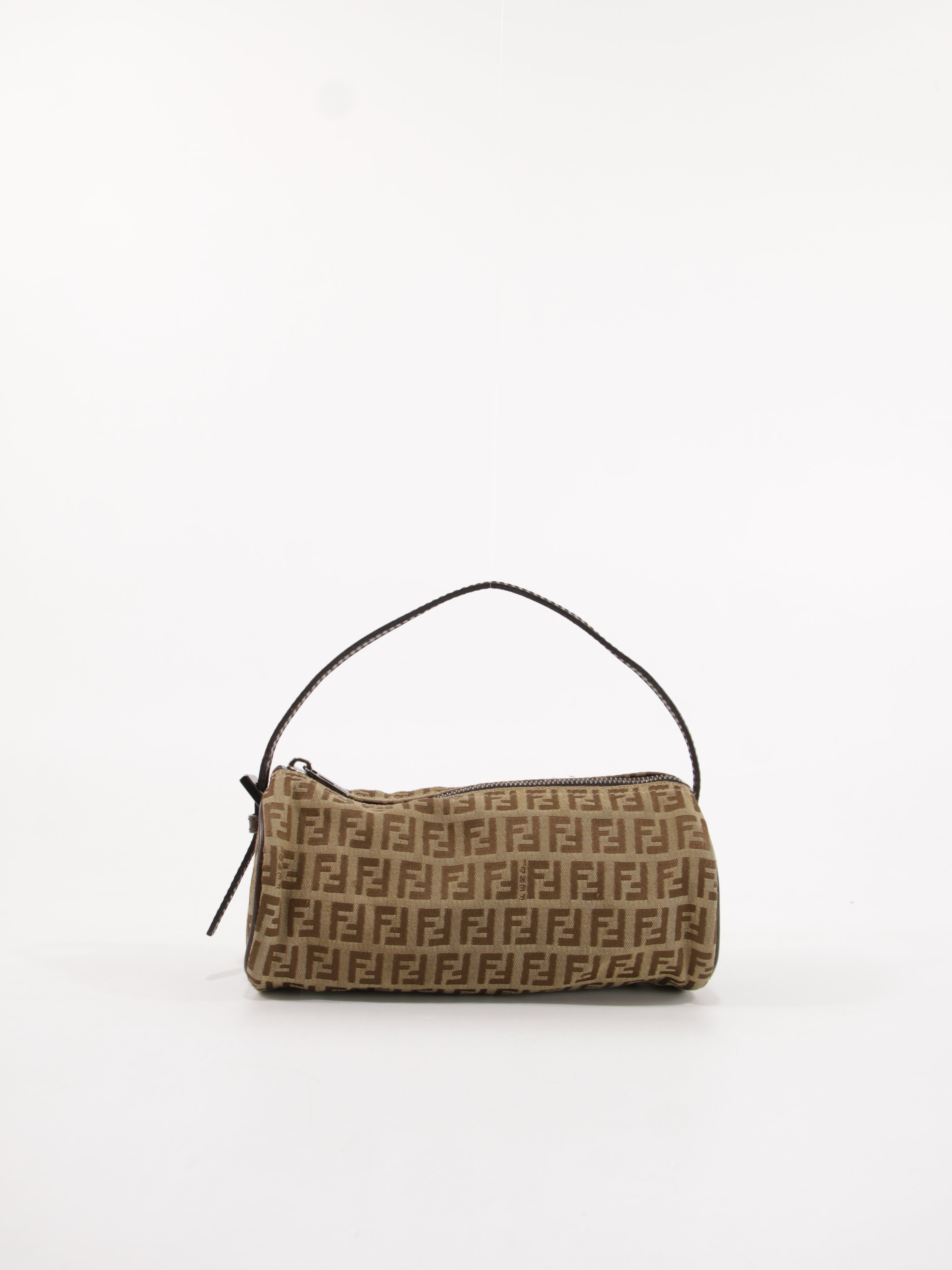 Bags under 670 eur