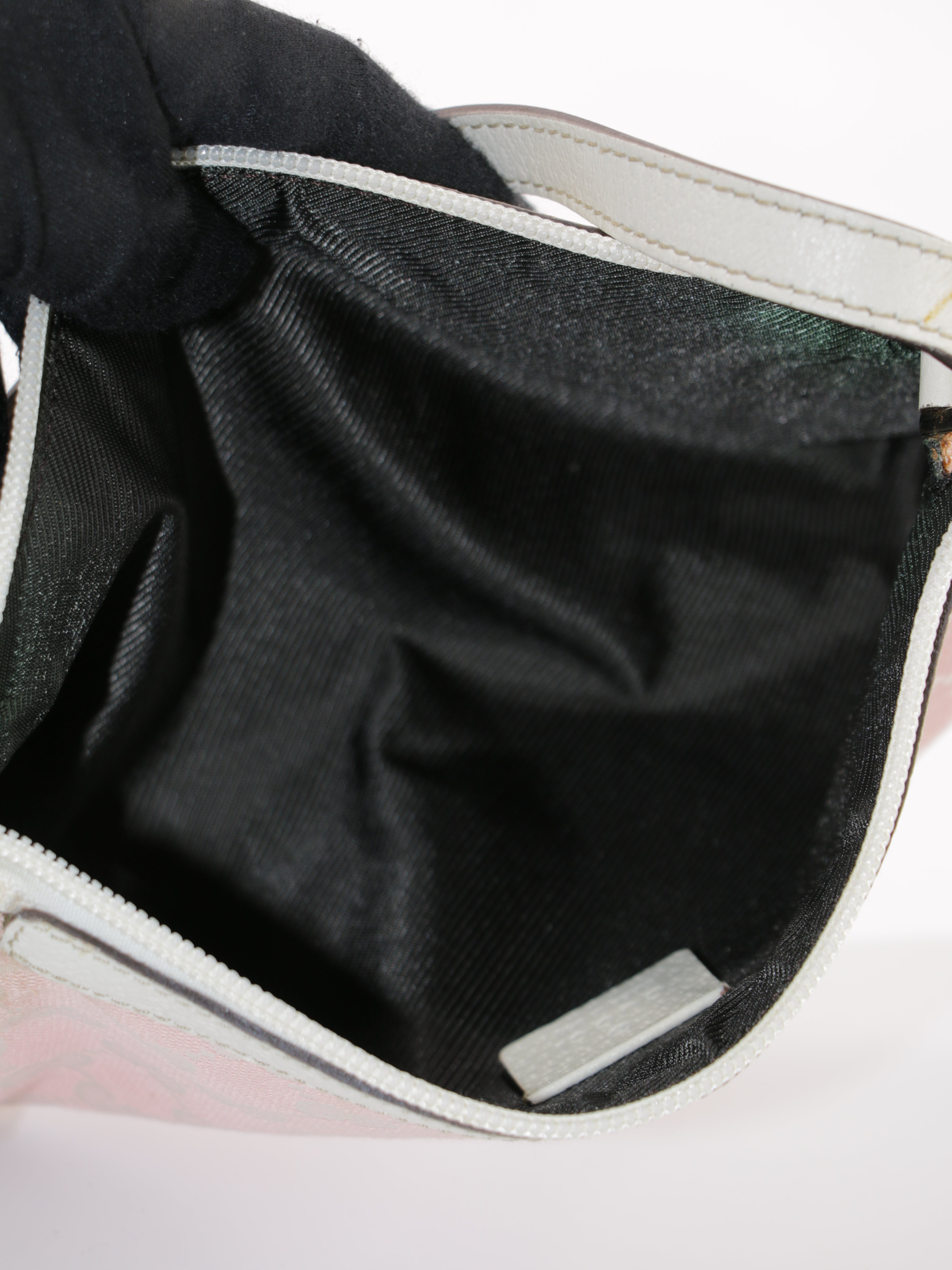 Abbey D-Ring Pochette