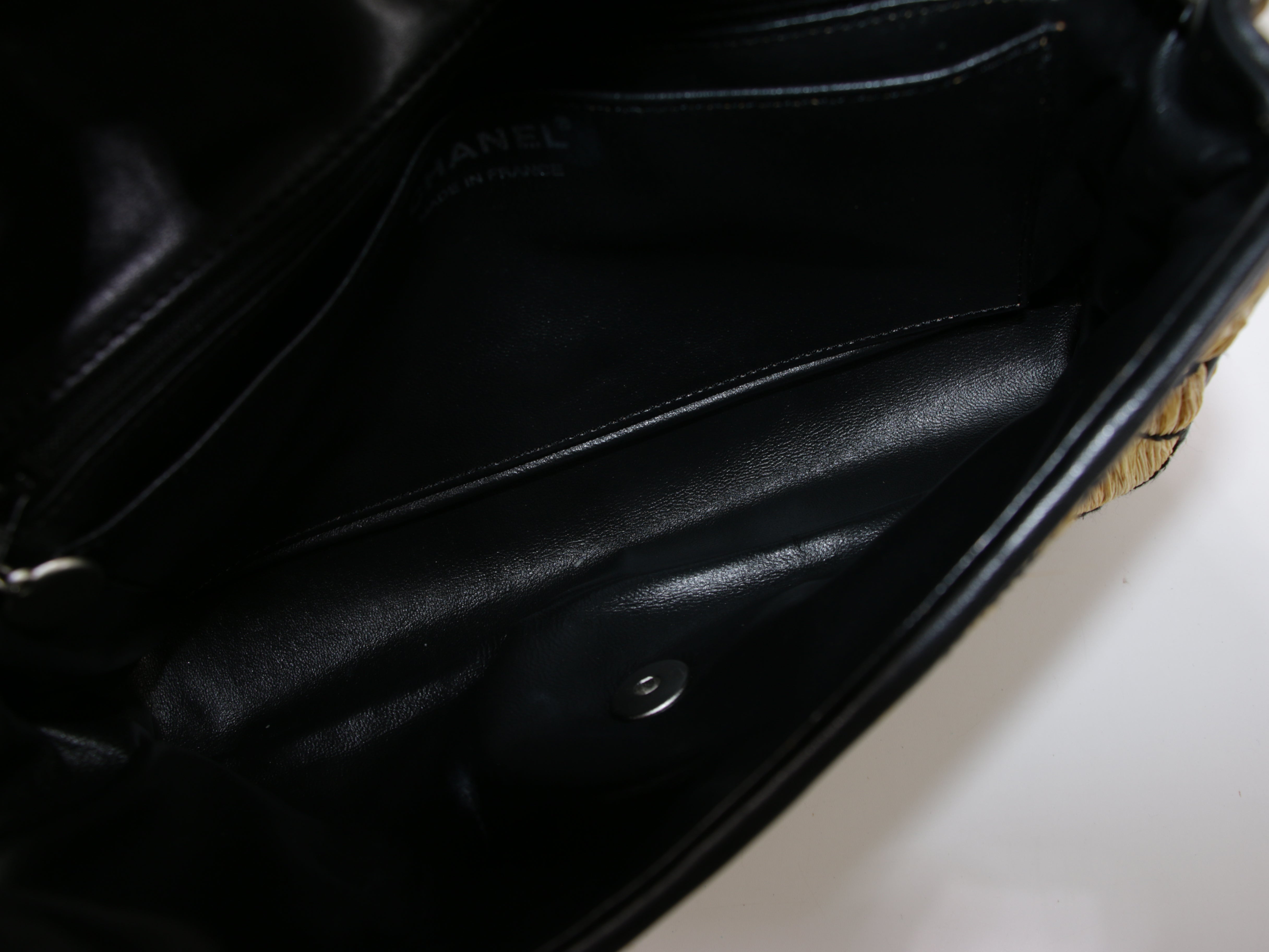 Medium Single Flap