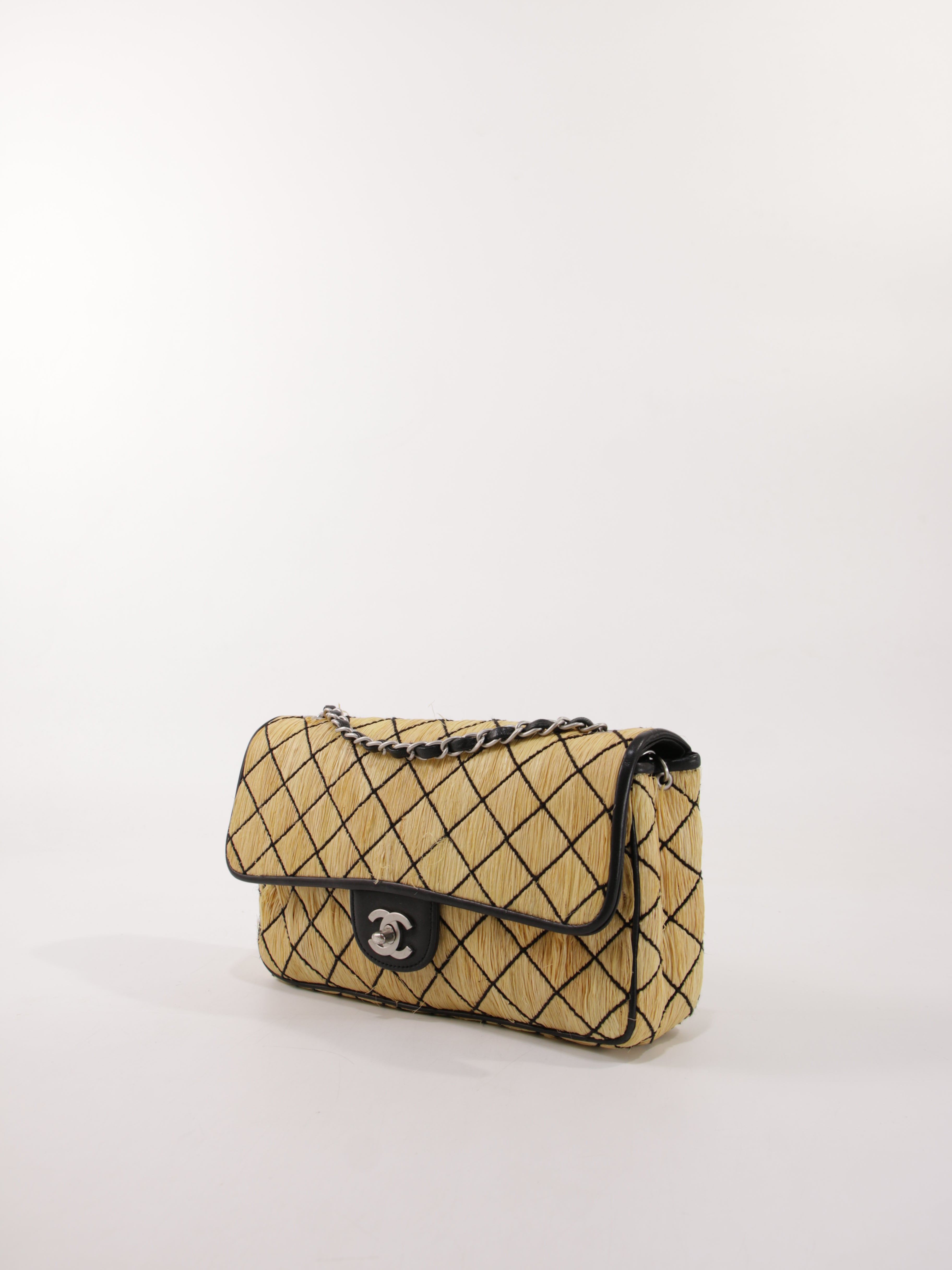Medium Single Flap