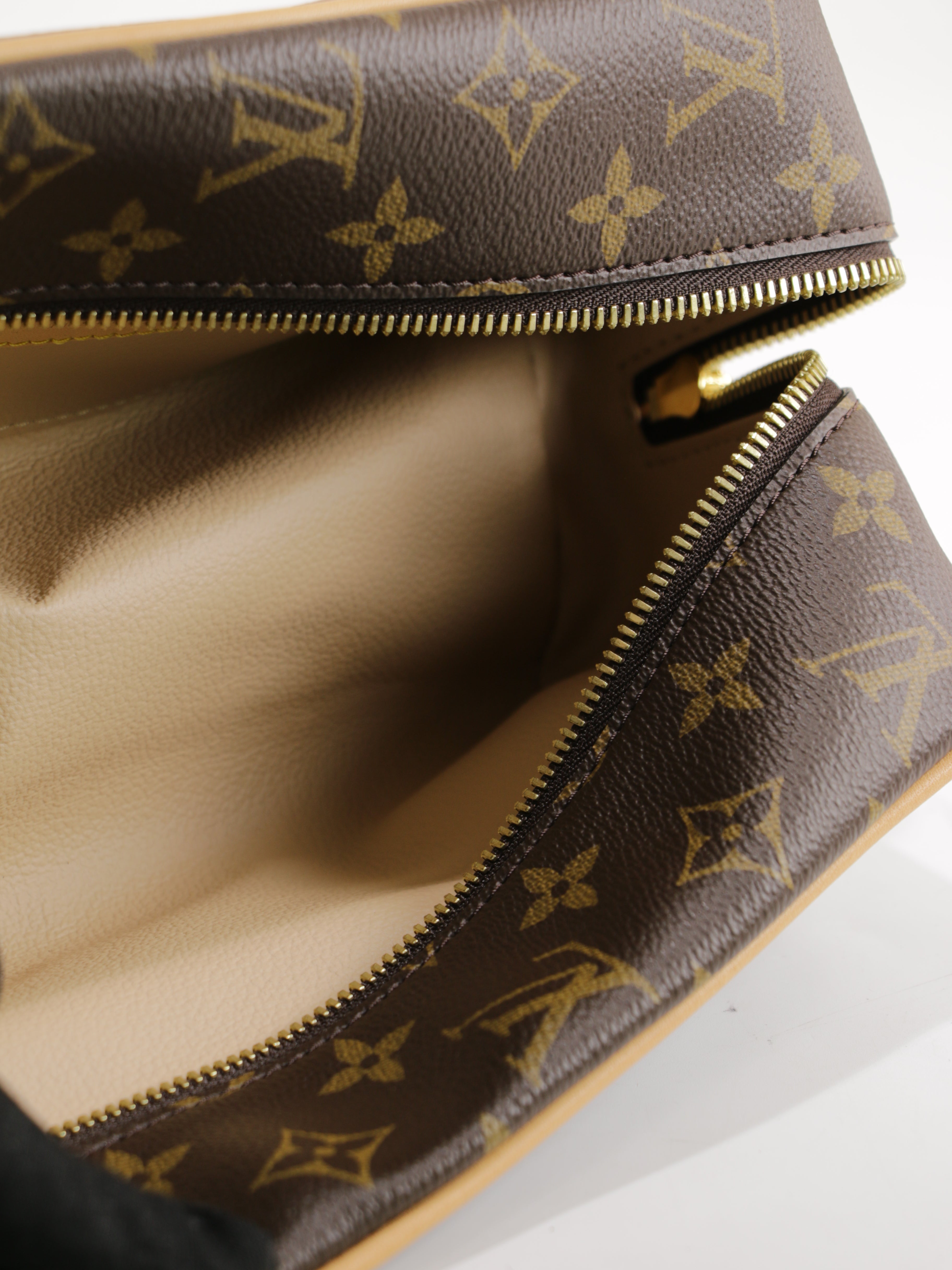 Locker Dopp Kit