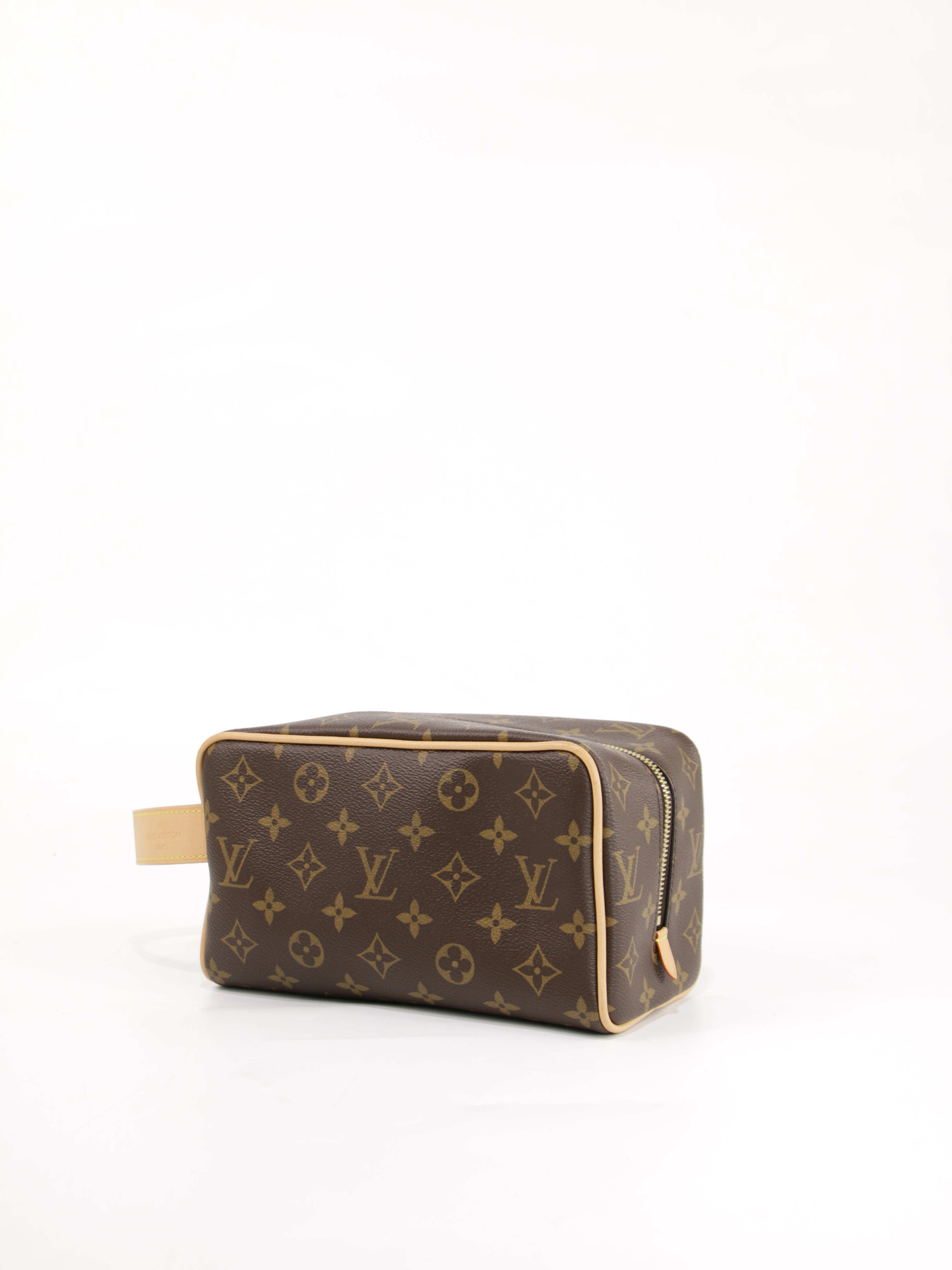 Locker Dopp Kit