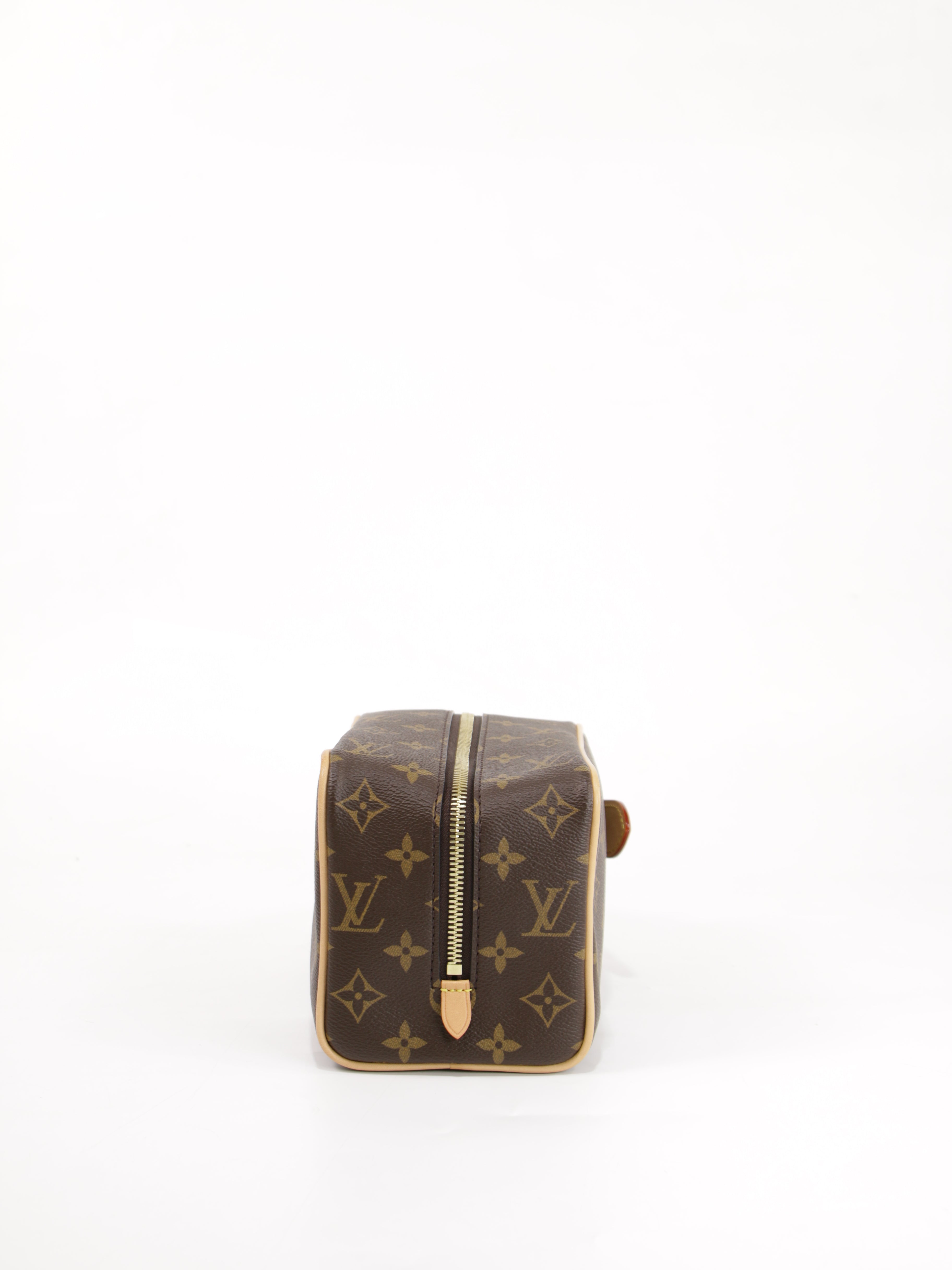 Locker Dopp Kit