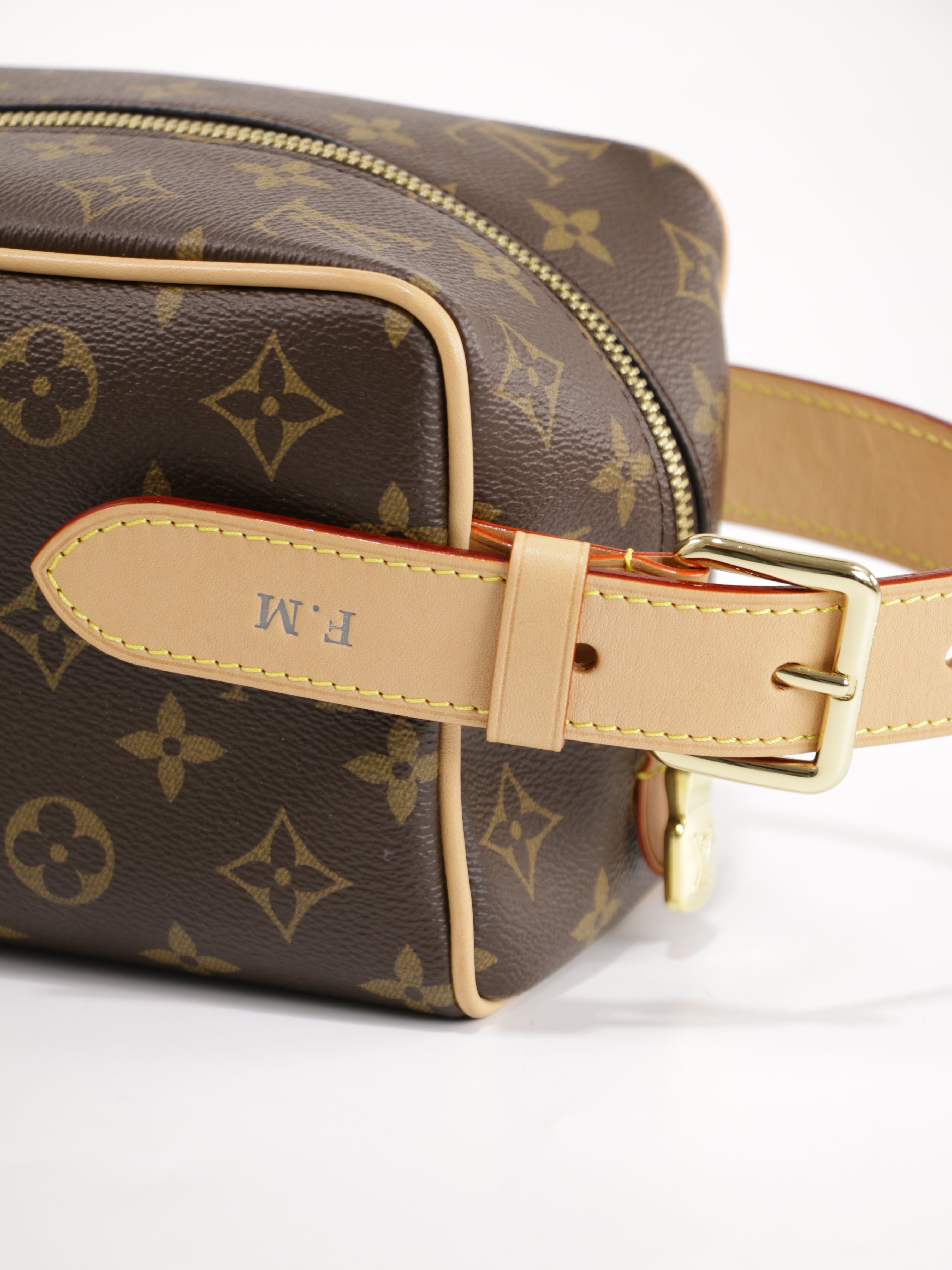Locker Dopp Kit
