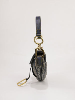 Saddle