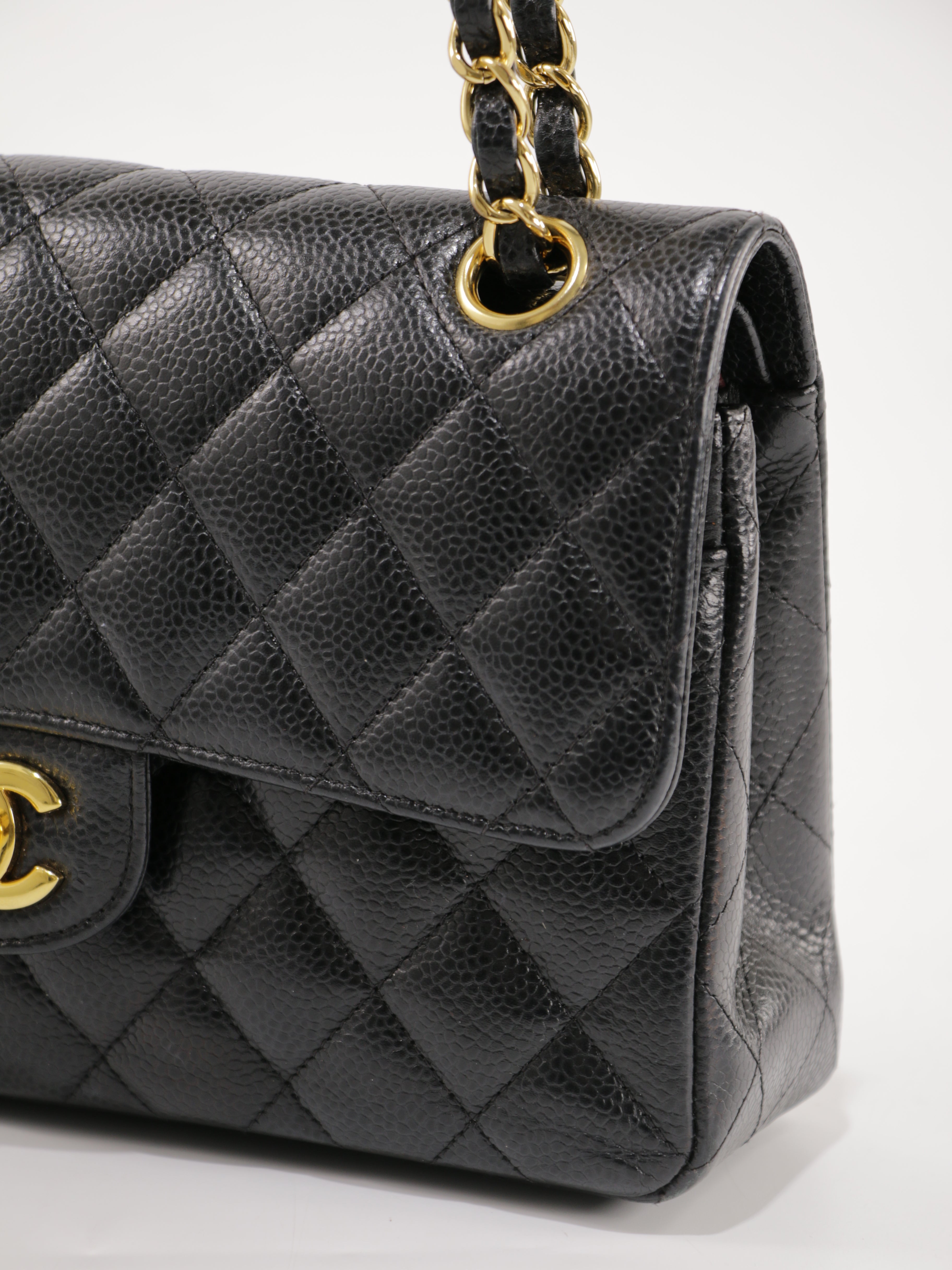 Small Classic Flap