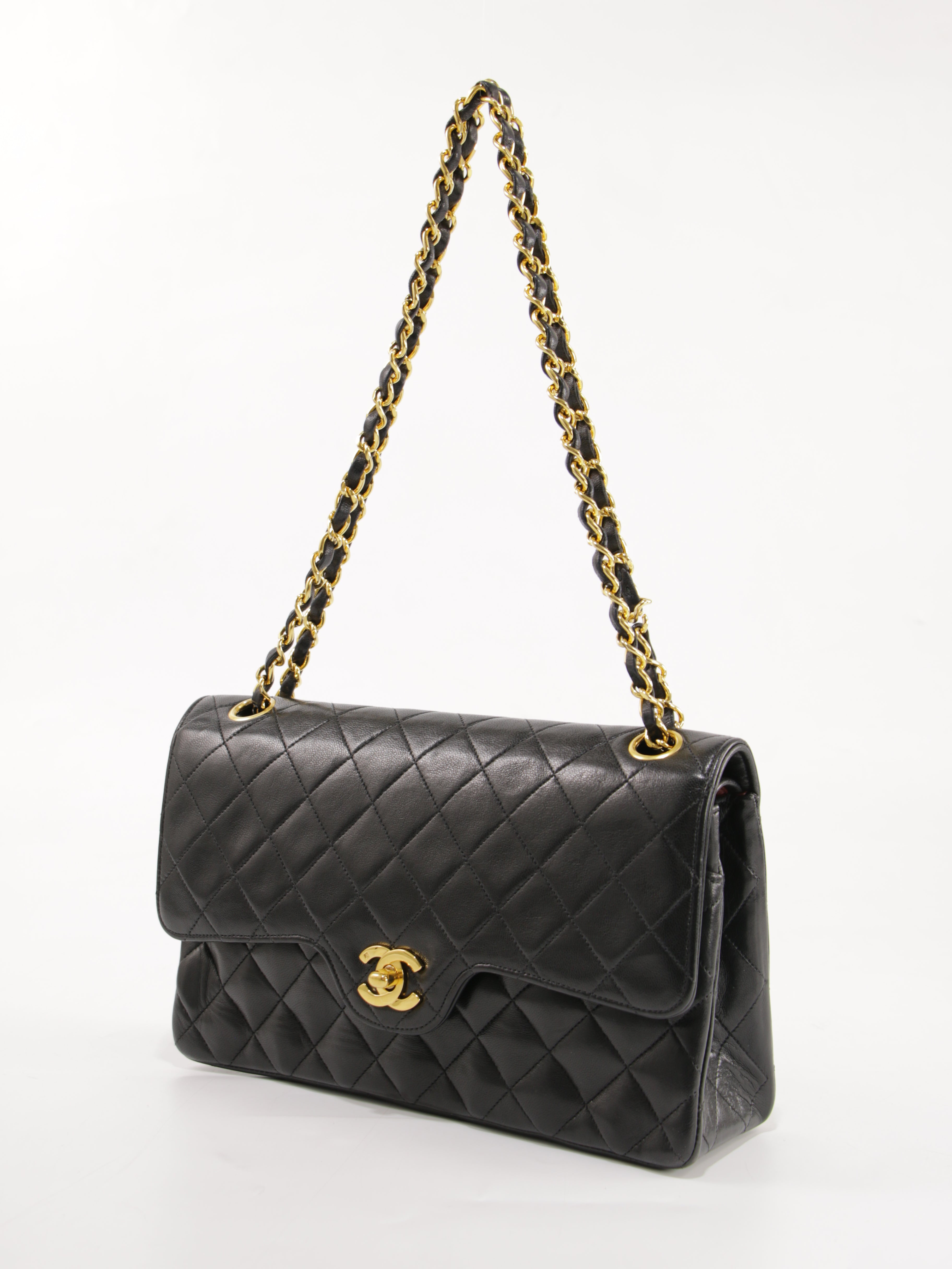 Medium Classic Flap