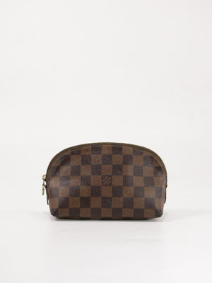Cosmetic pouch