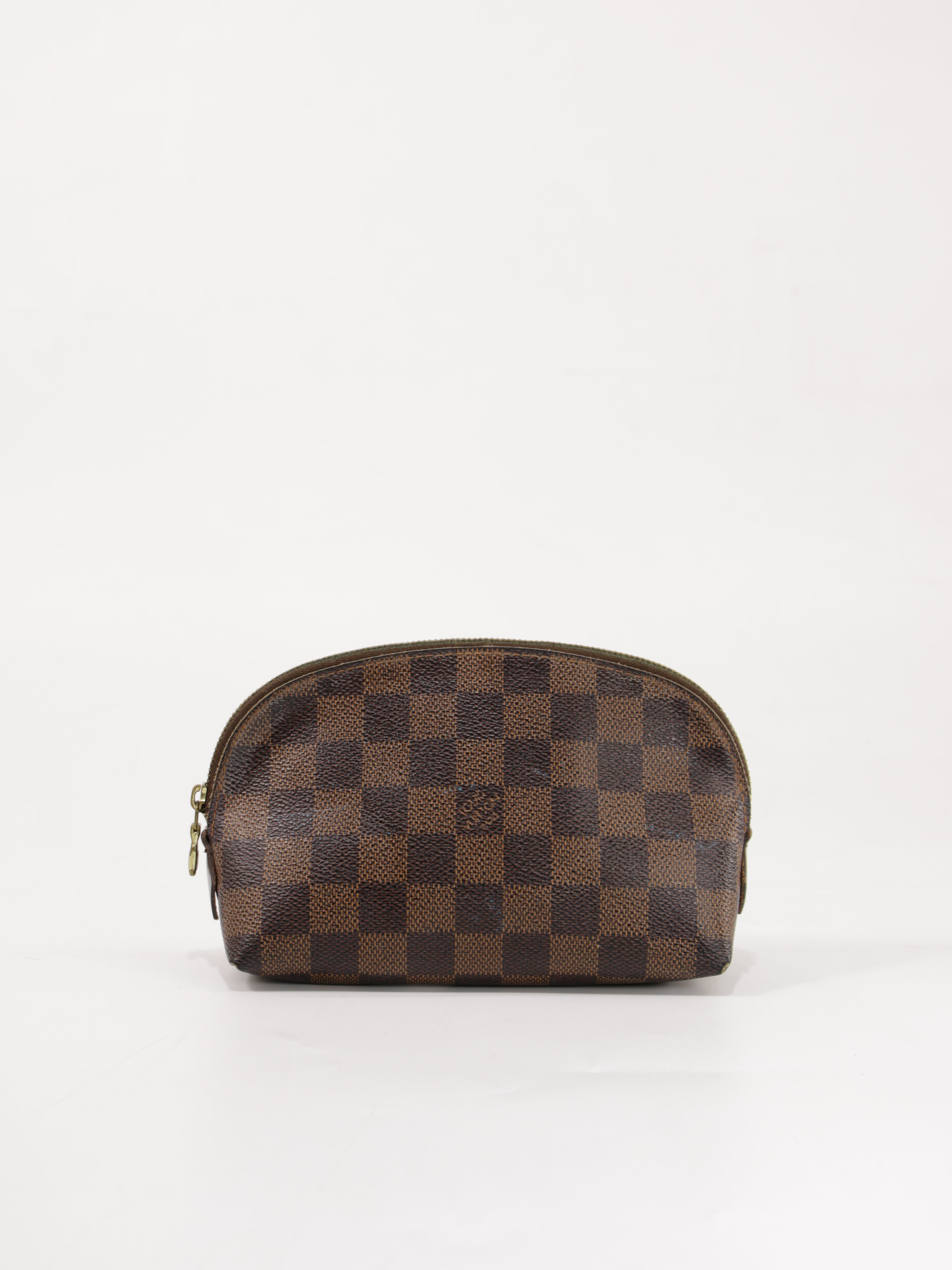 Cosmetic pouch