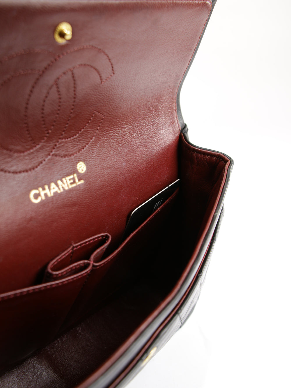 Medium Classic Flap