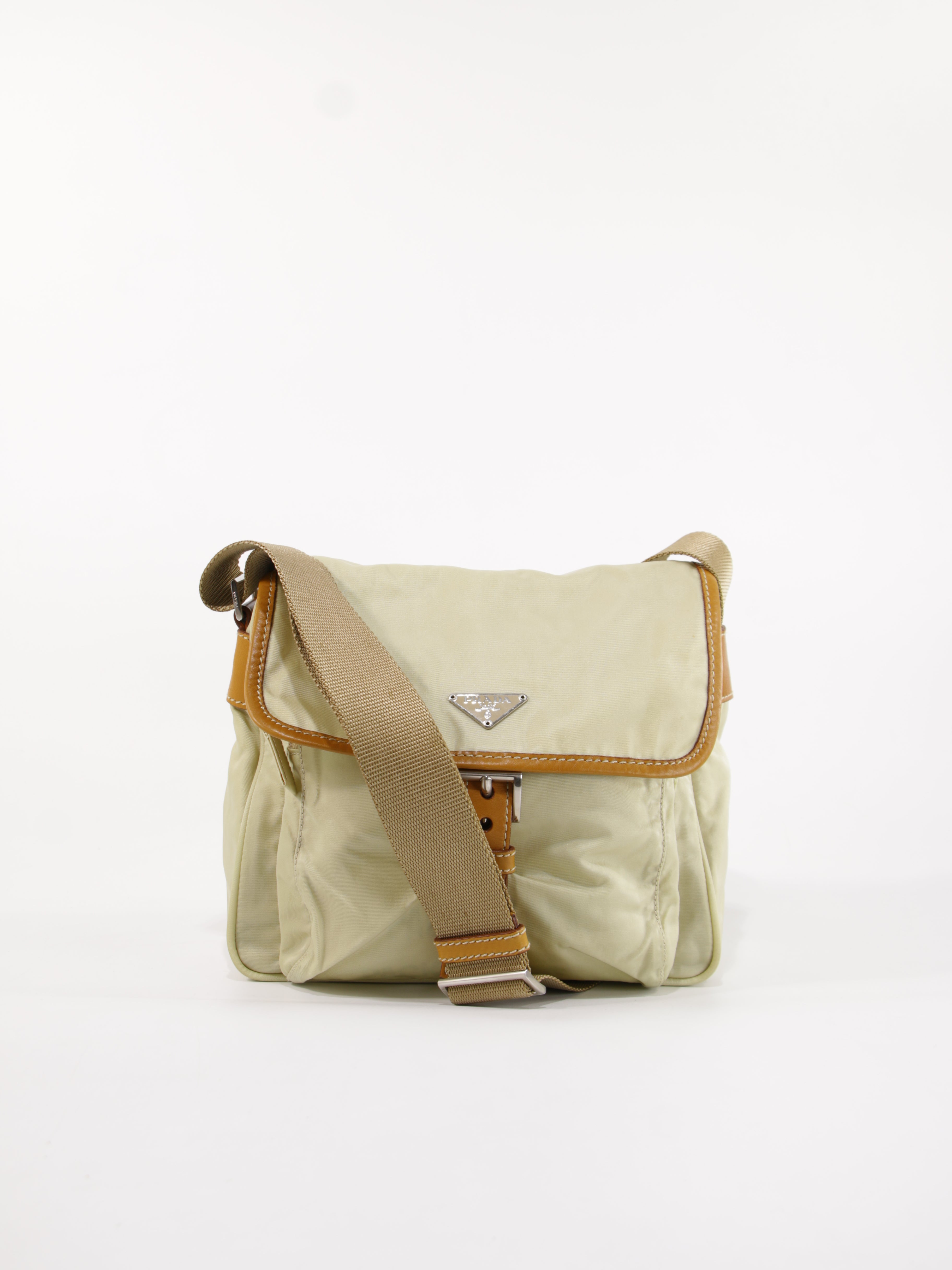 Single Buckle Messenger