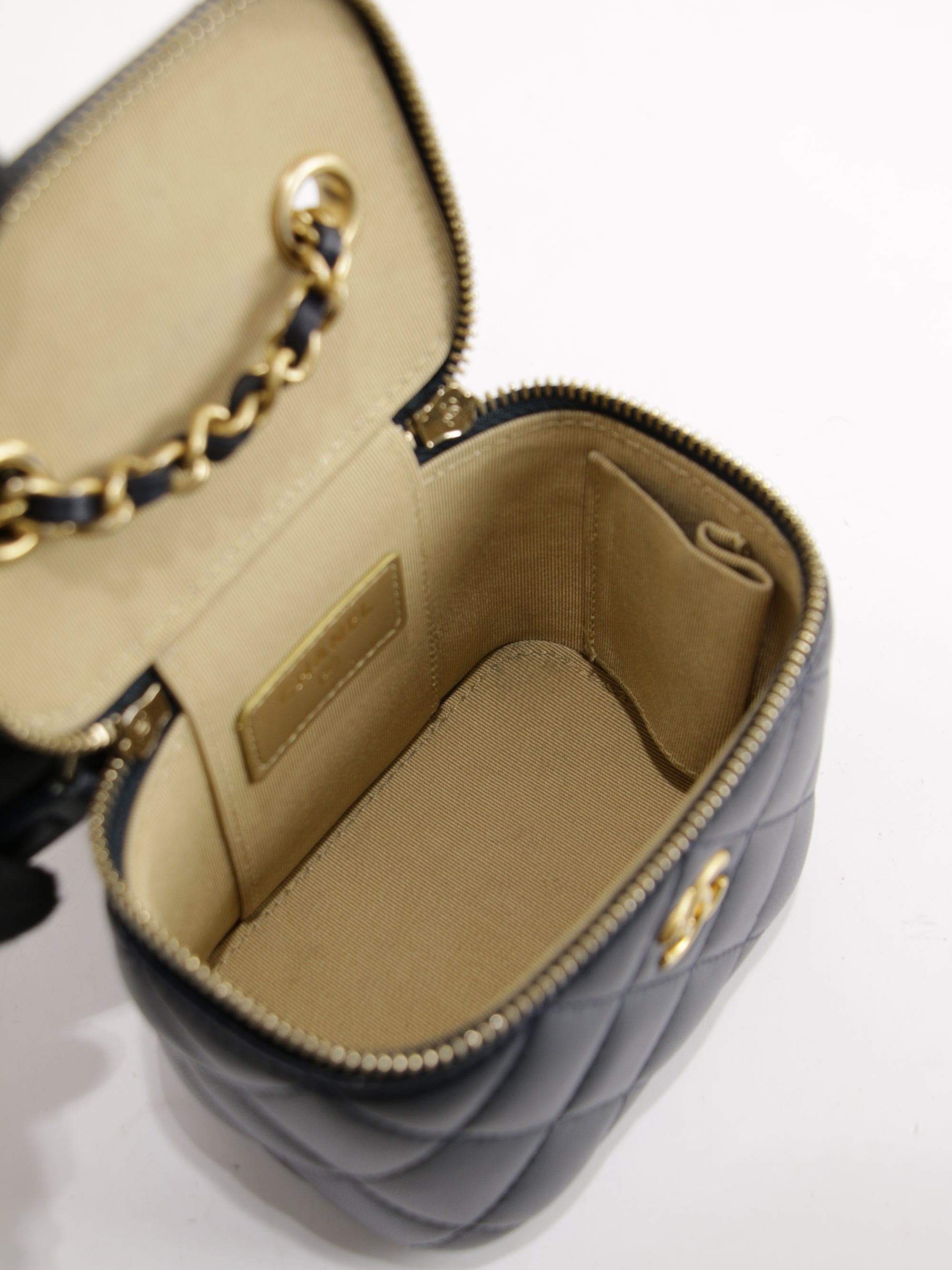 Ball Chain Pouch