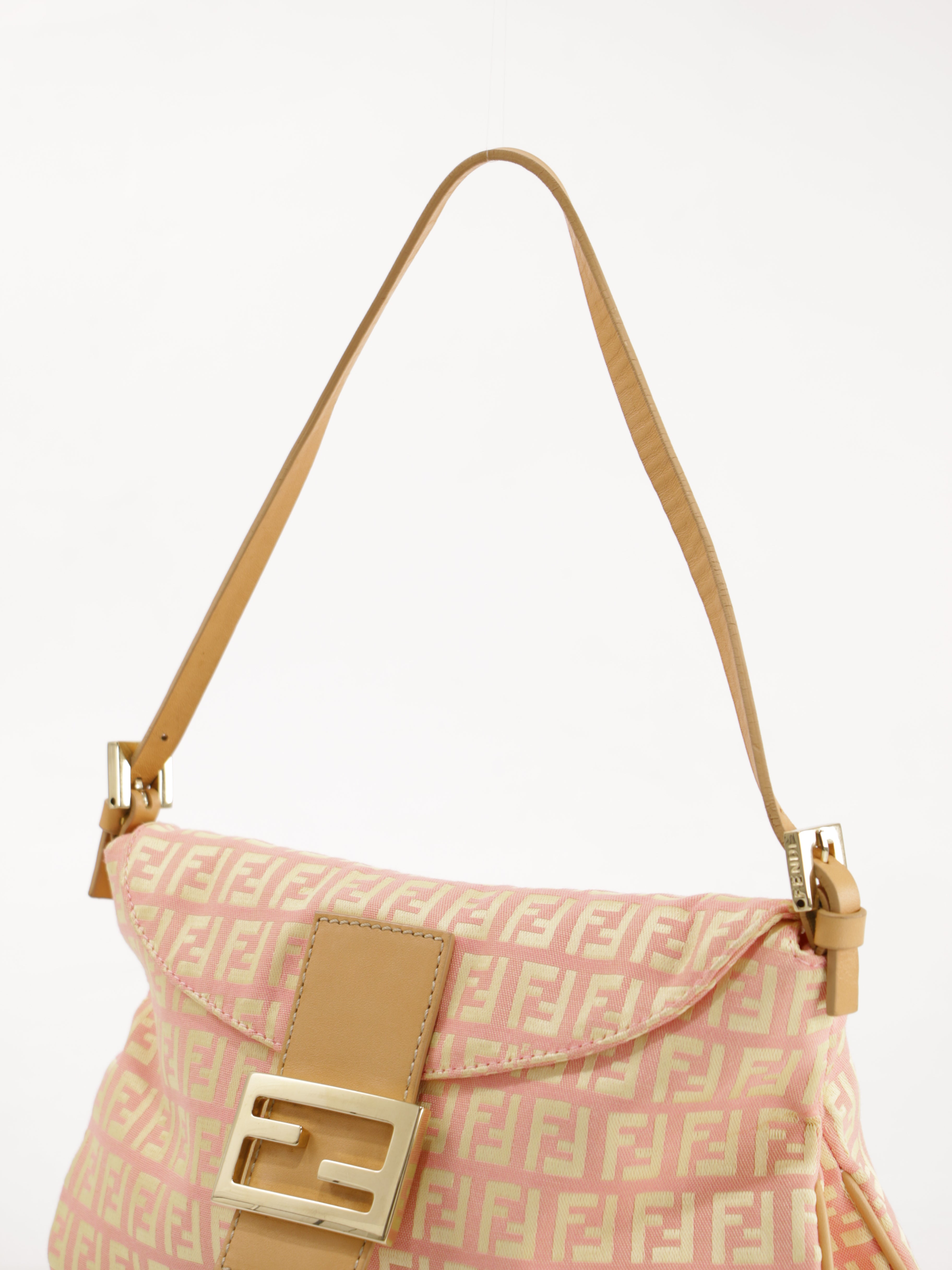 Medium Double Flap