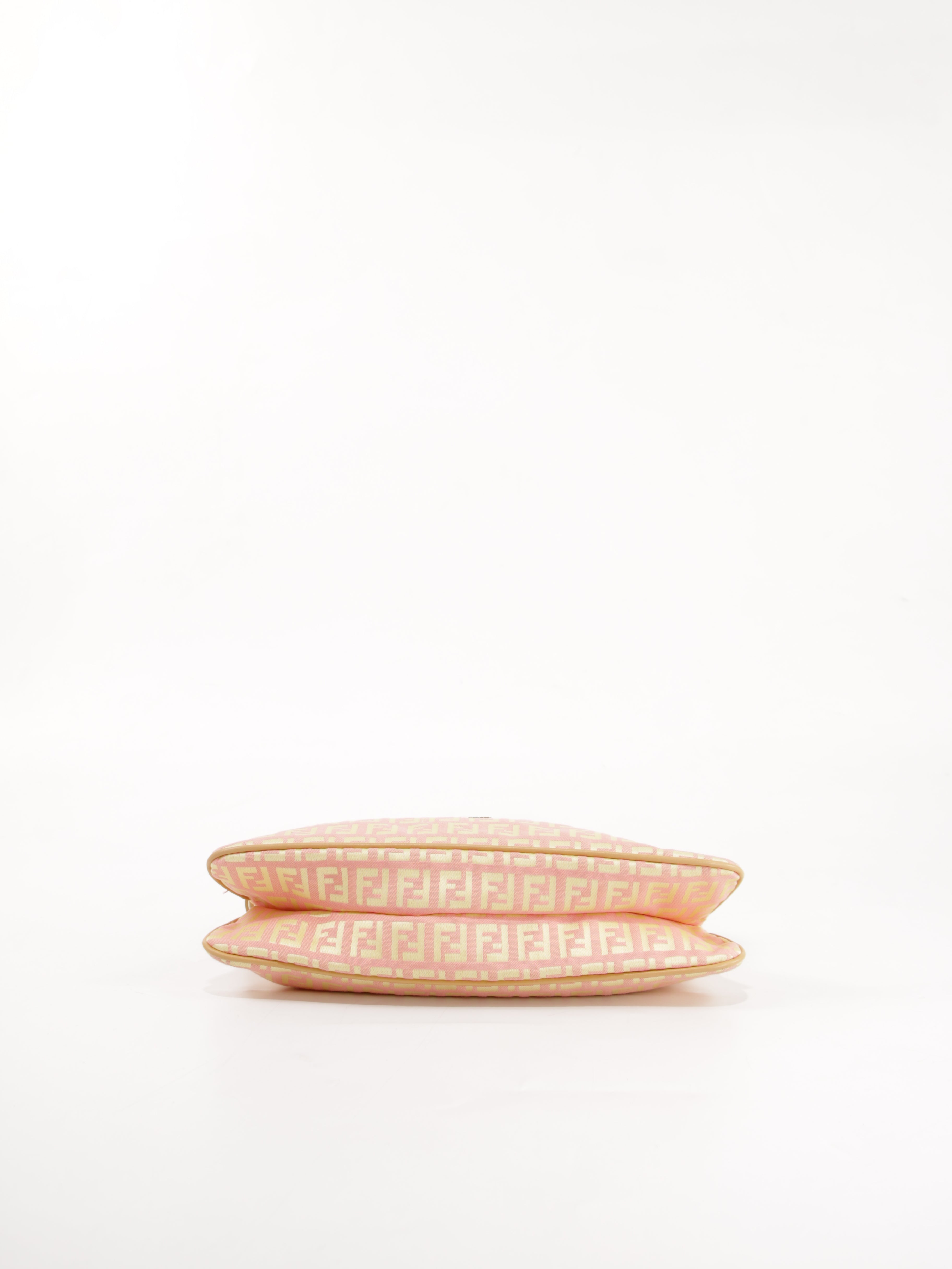 Medium Double Flap