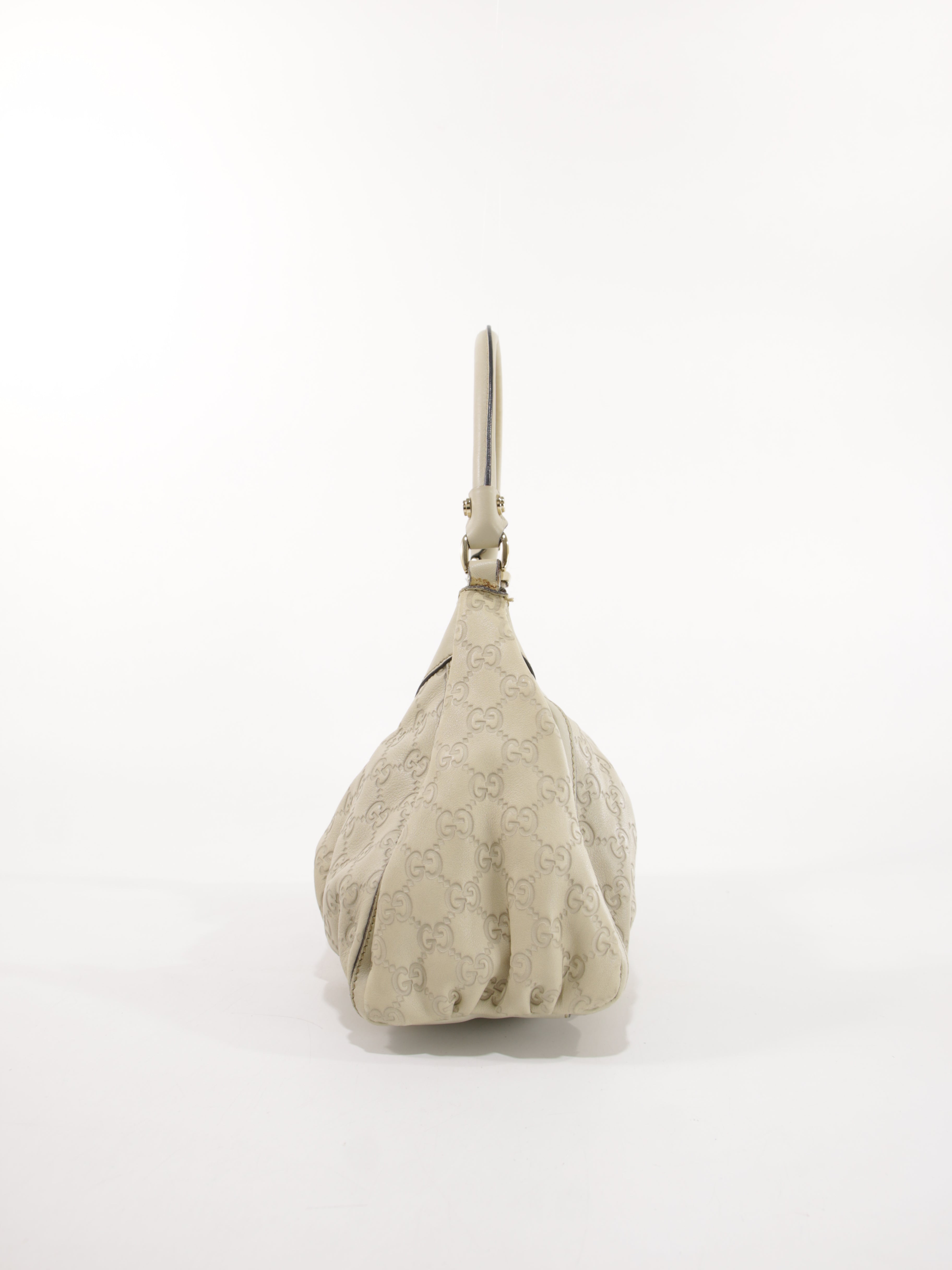 Abbey D-Ring Small