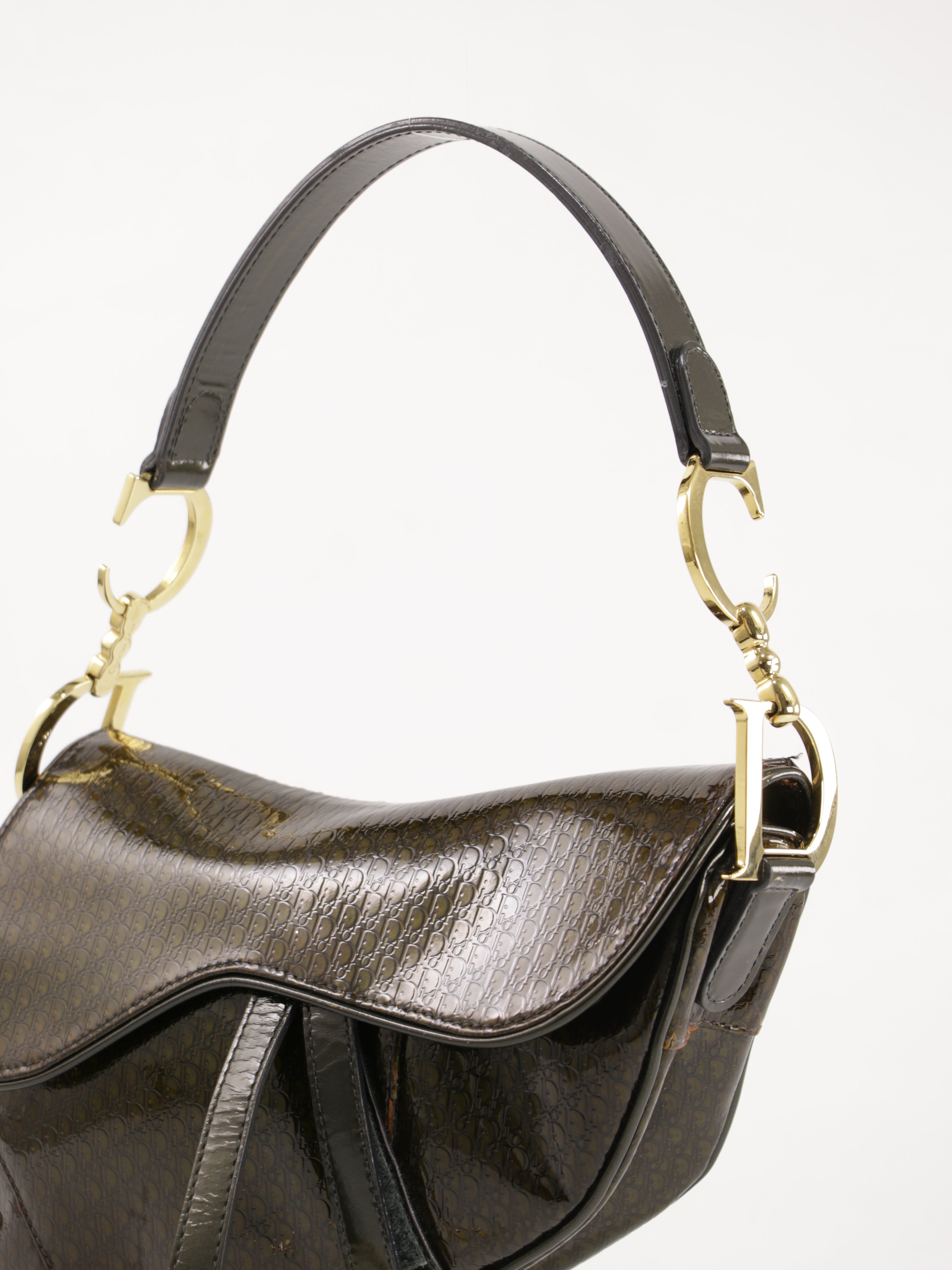 Saddle