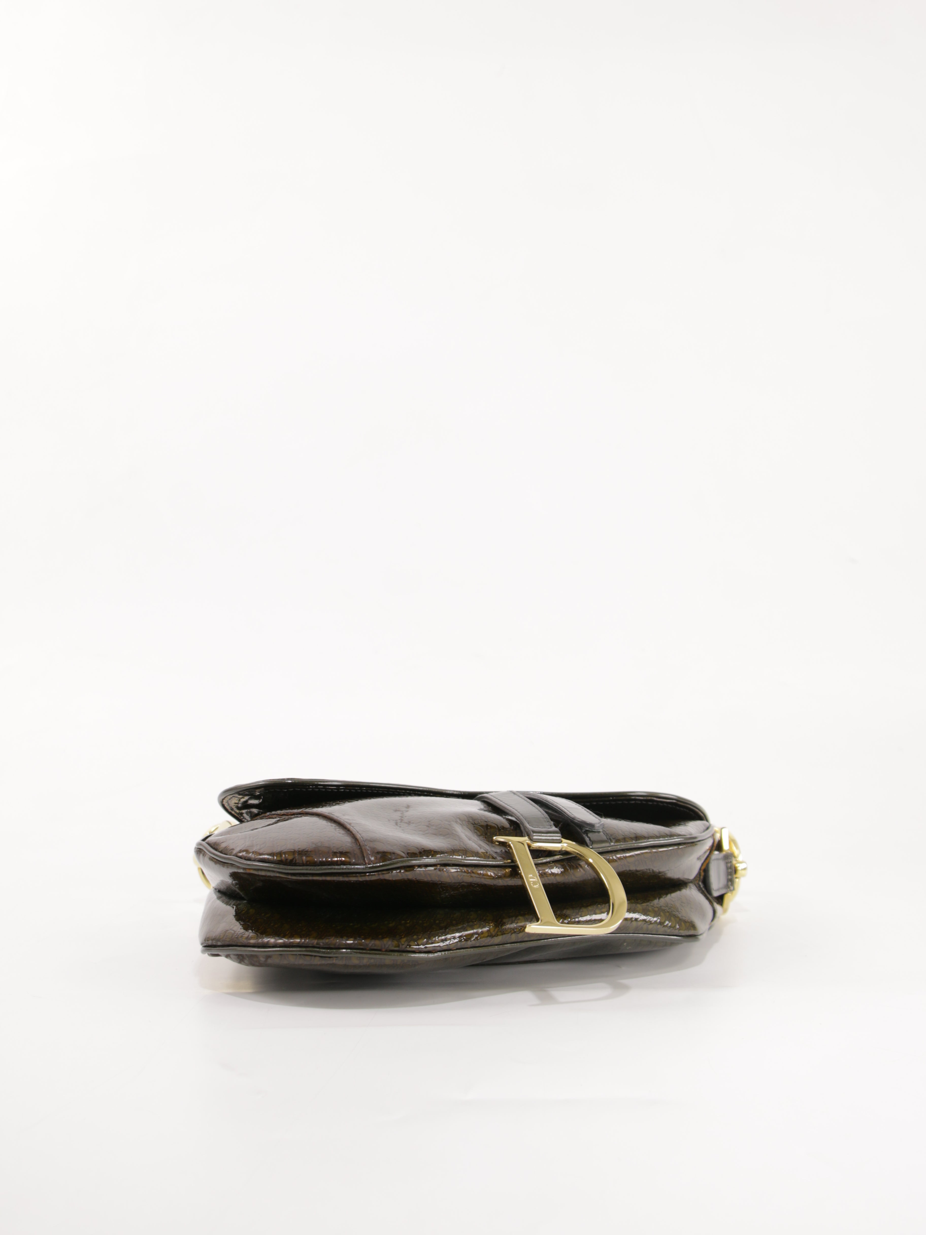 Saddle