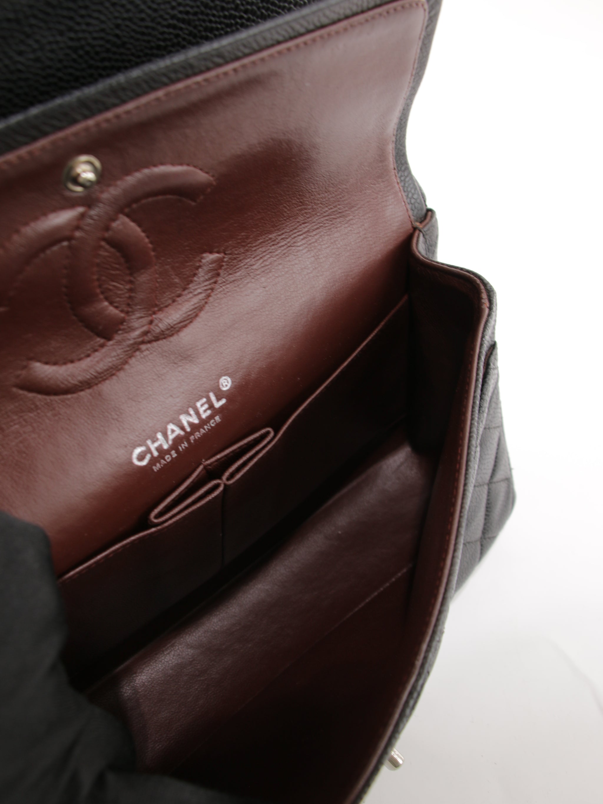 Medium Classic Flap