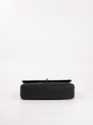 Medium Classic Flap