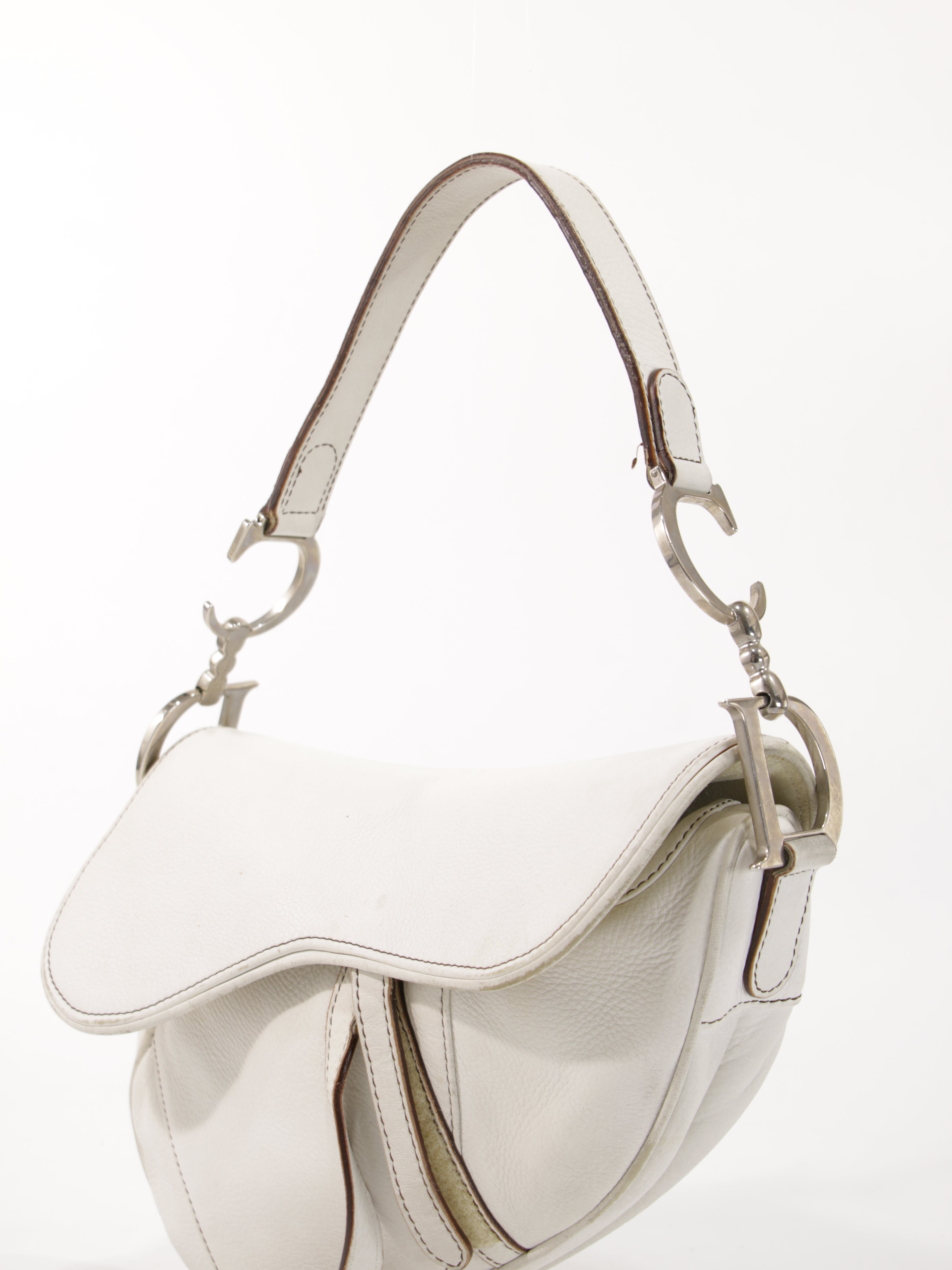 Saddle