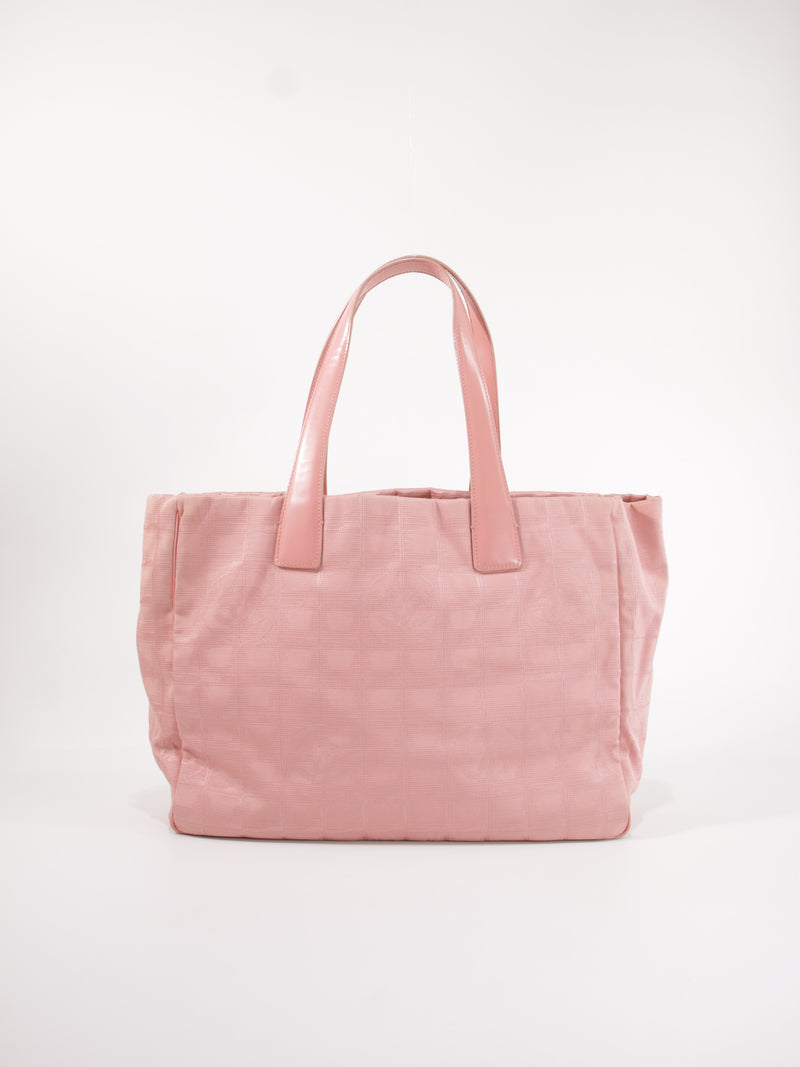 CHANEL - MEDIUM NEW TRAVEL LINE TOTE