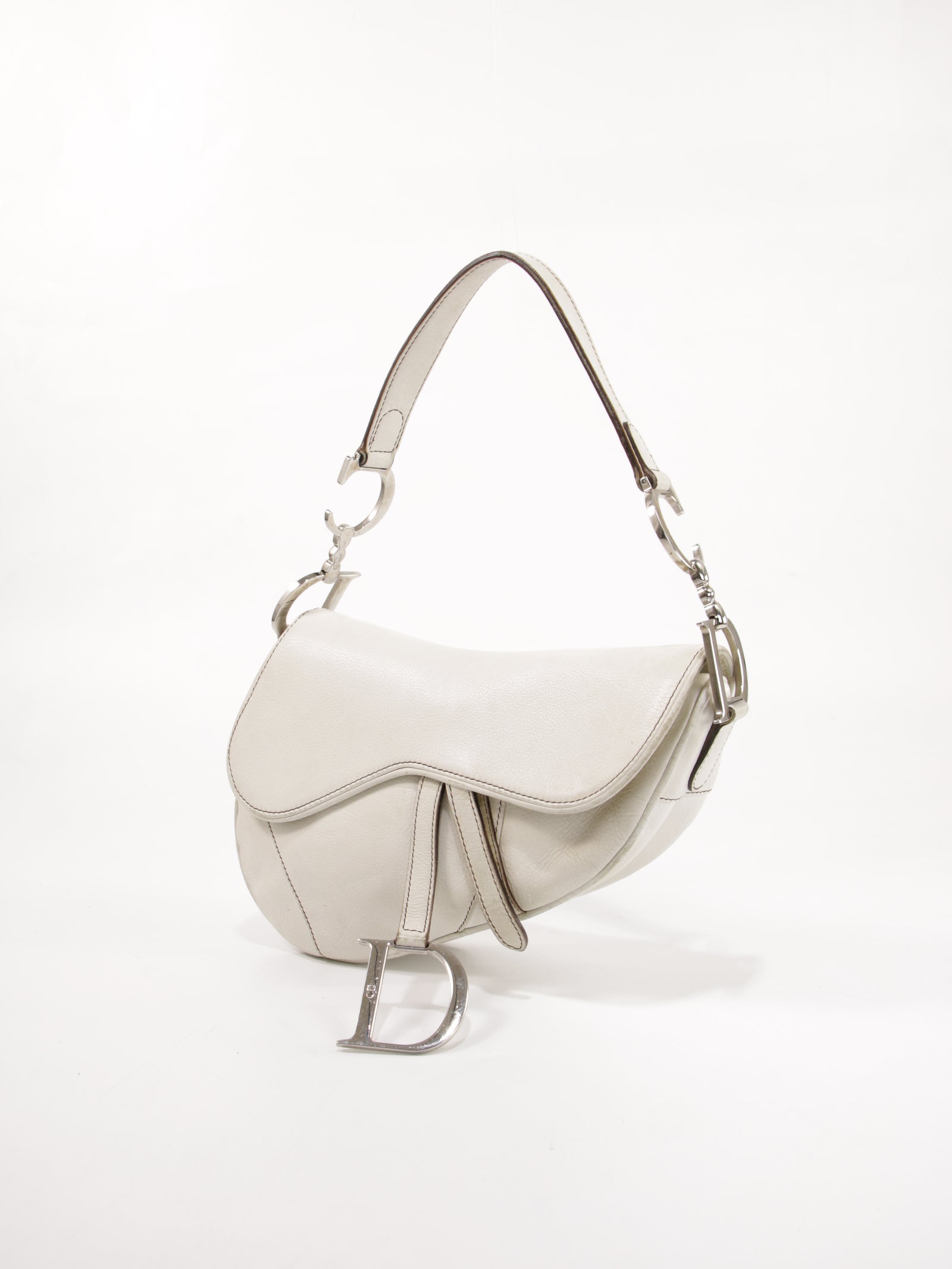 Saddle