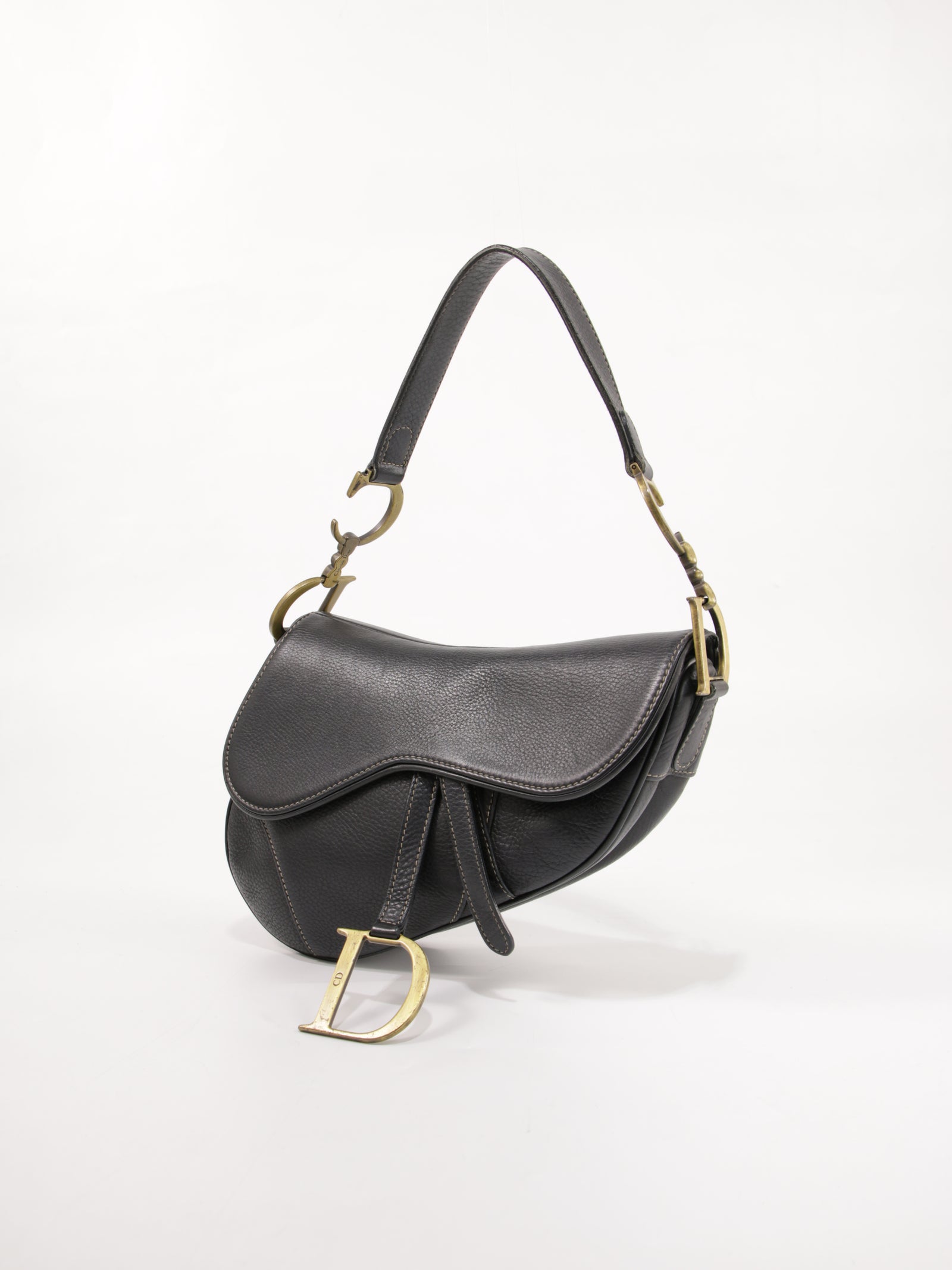 Saddle