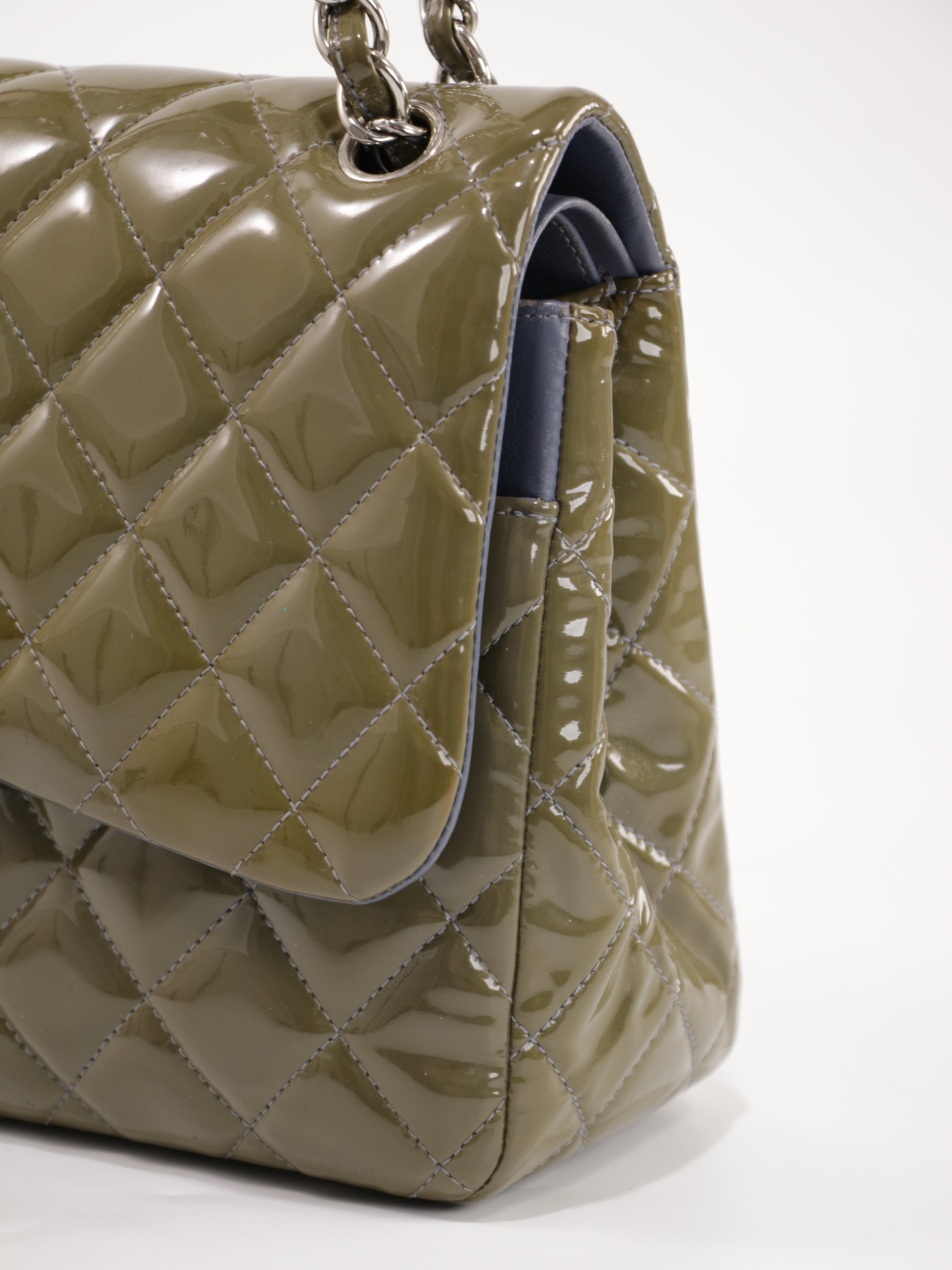 Jumbo Classic Flap