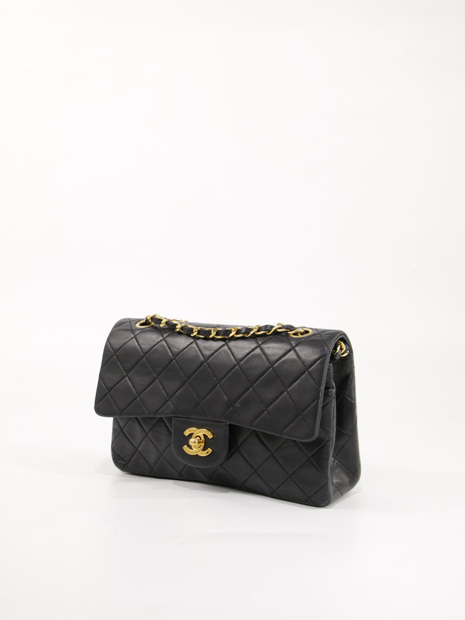 Small Classic Flap