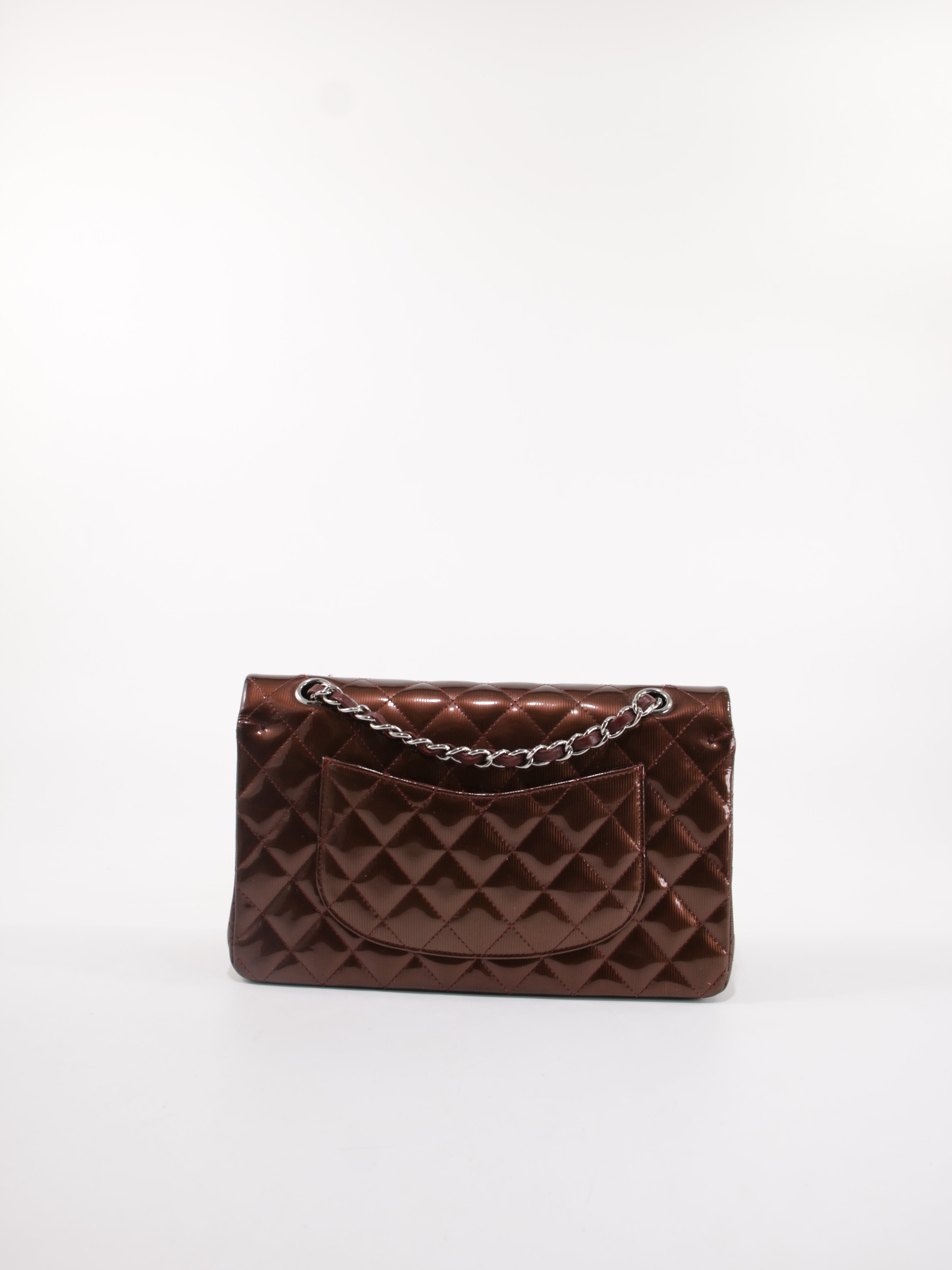Medium Classic Flap