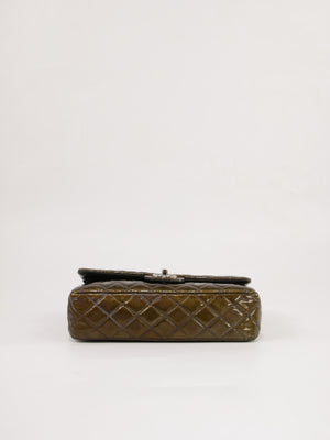 Medium Classic Flap