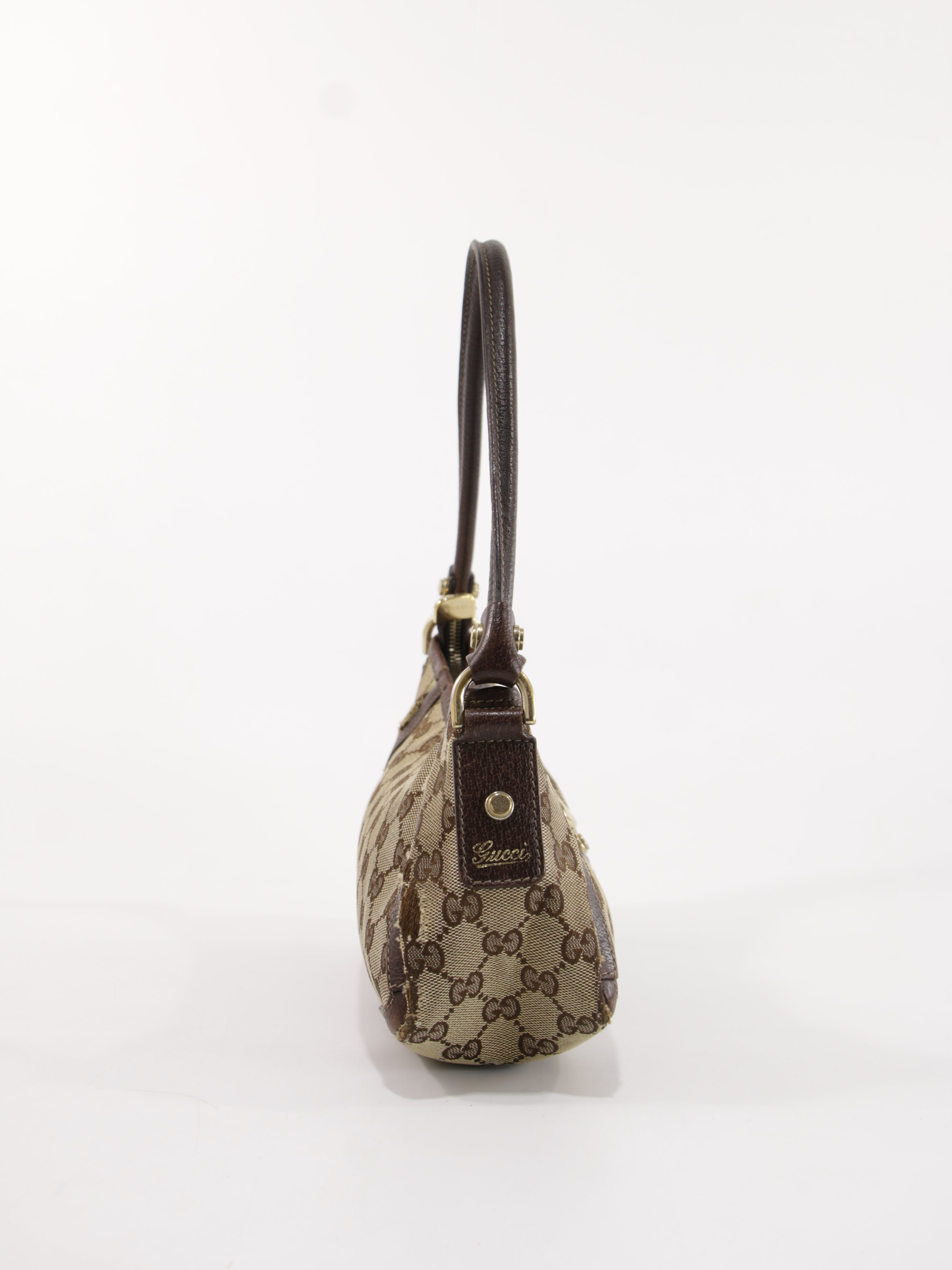 Abbey D-Ring Pochette