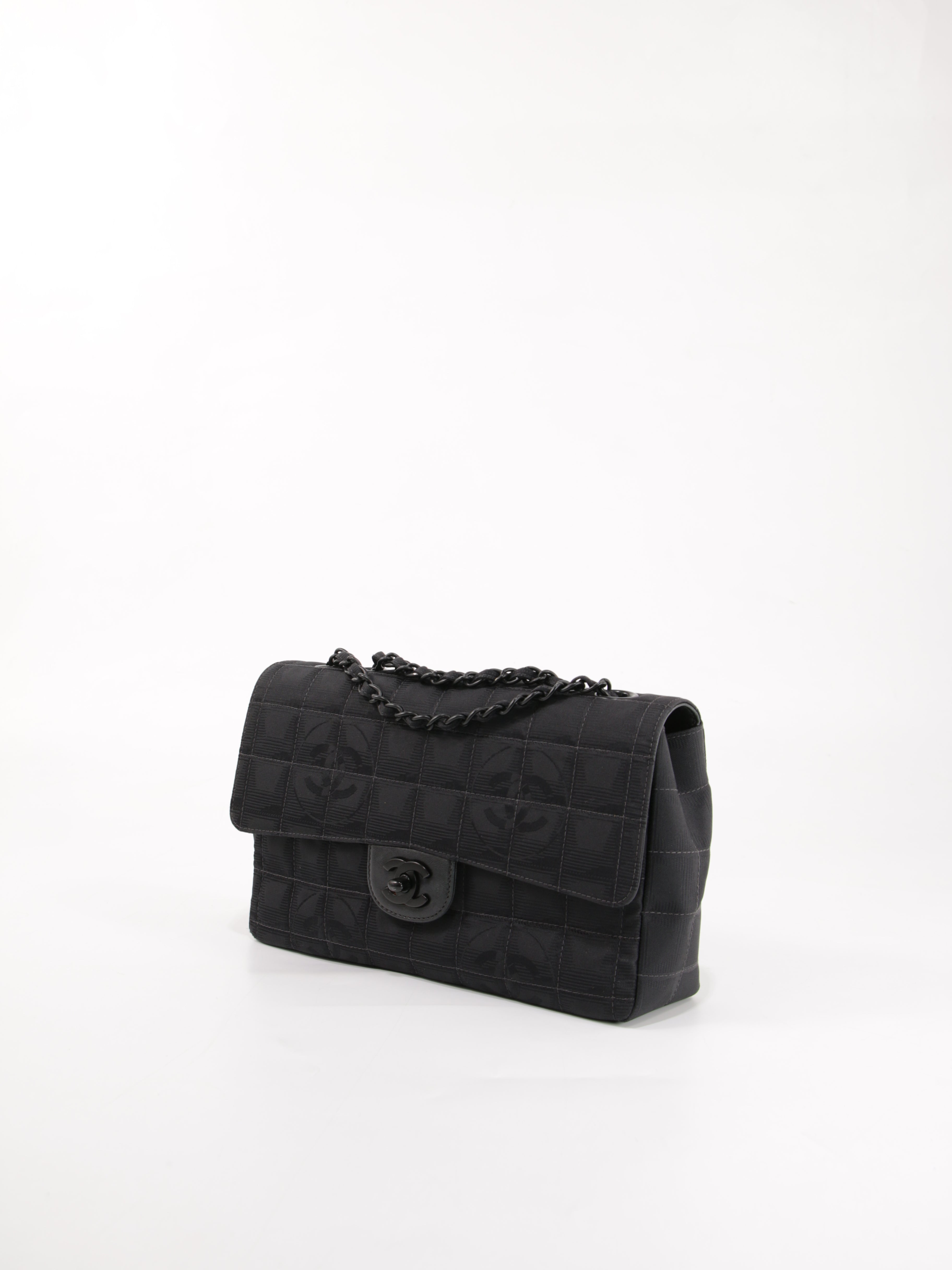 Medium Single Flap
