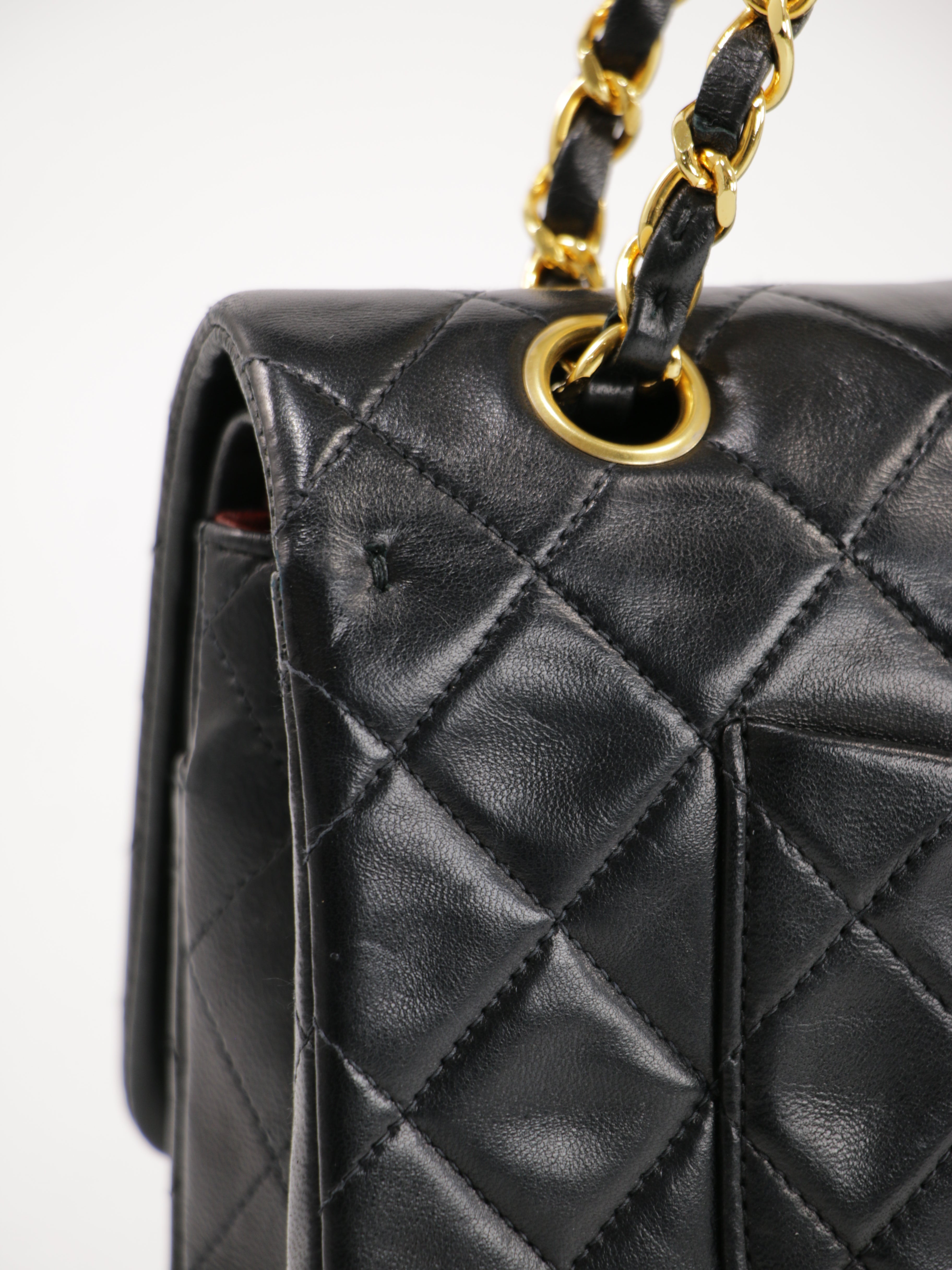 Medium Classic Flap