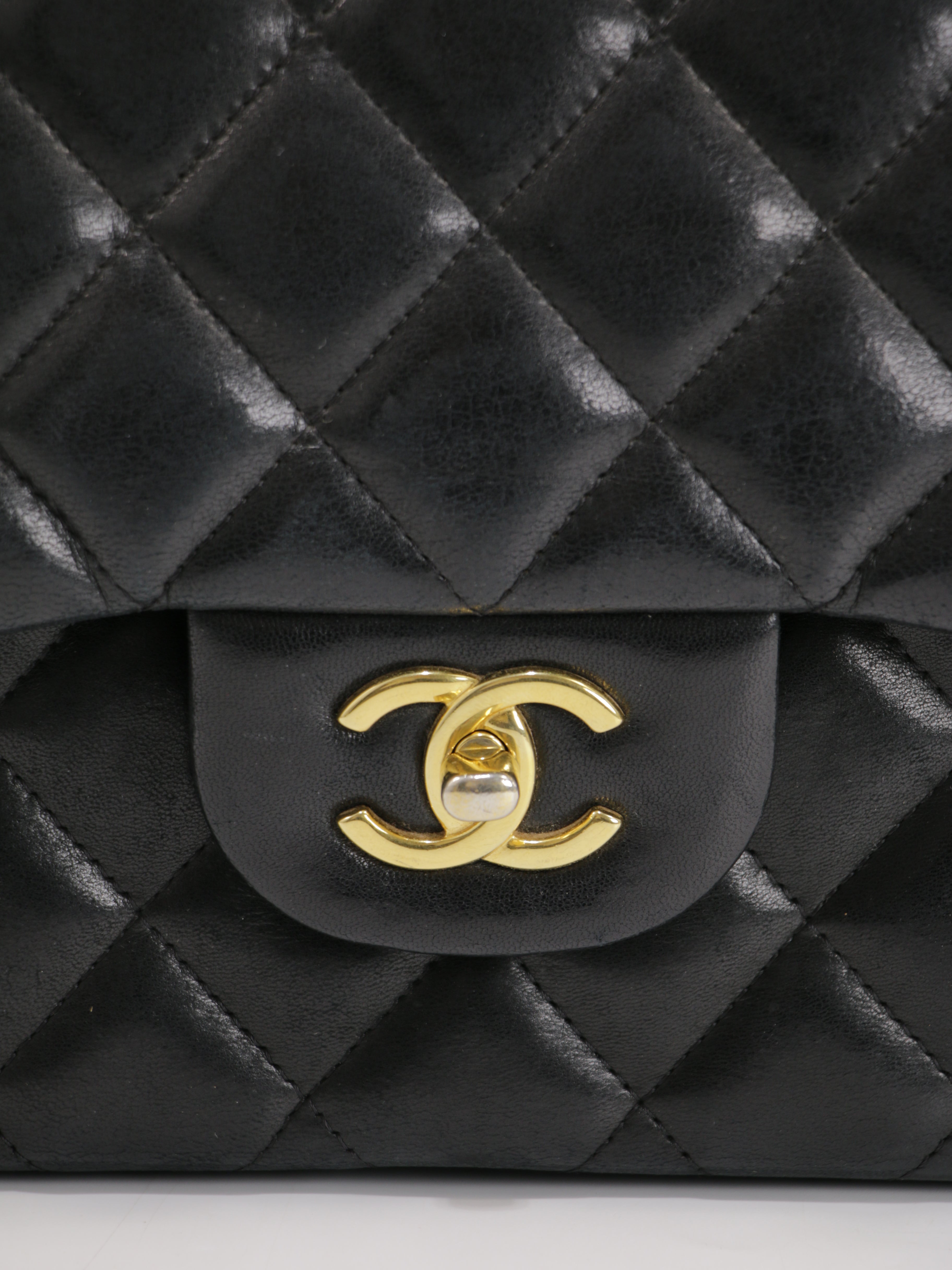 Jumbo Classic Flap