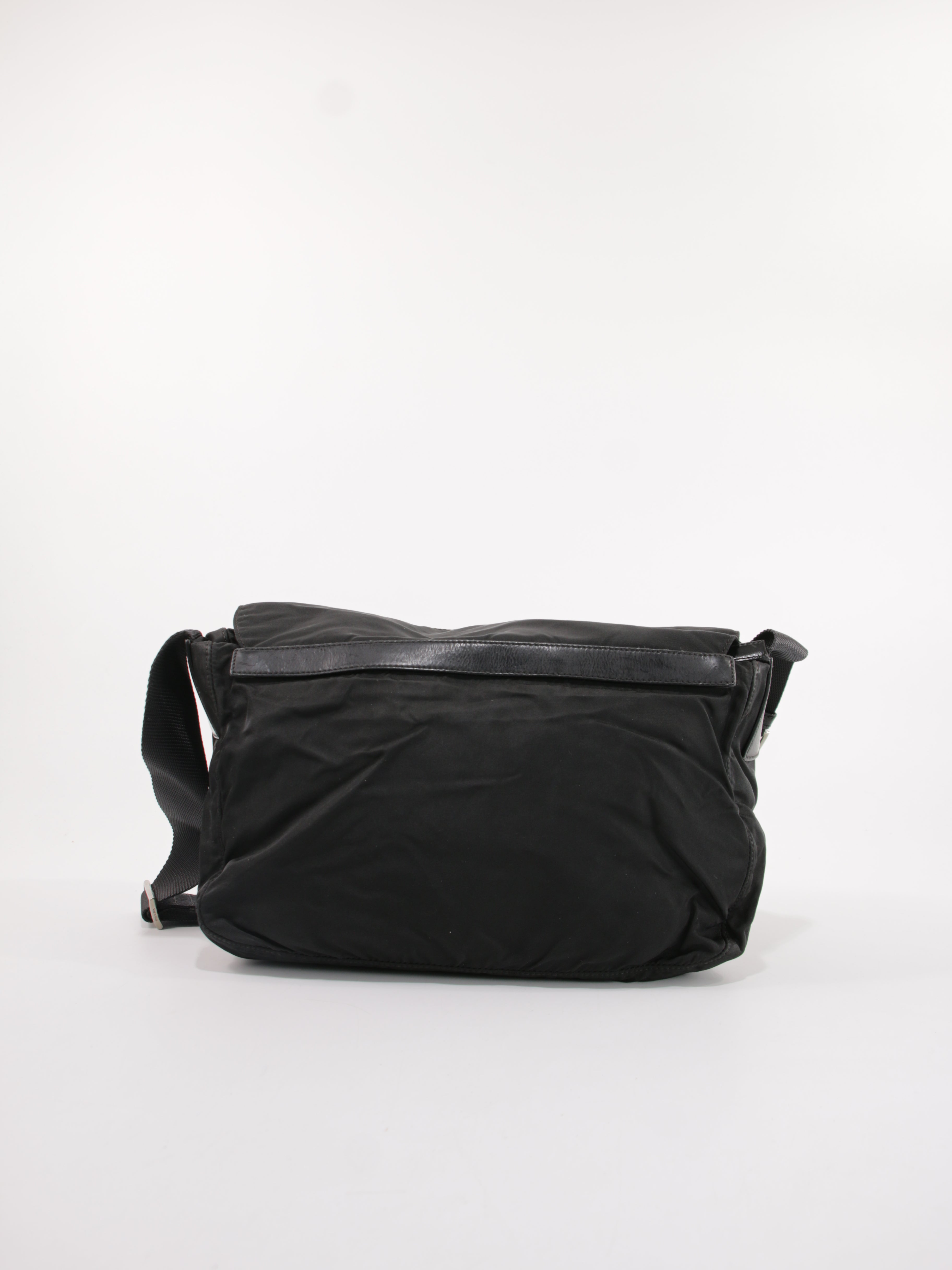 Double Buckle Messenger