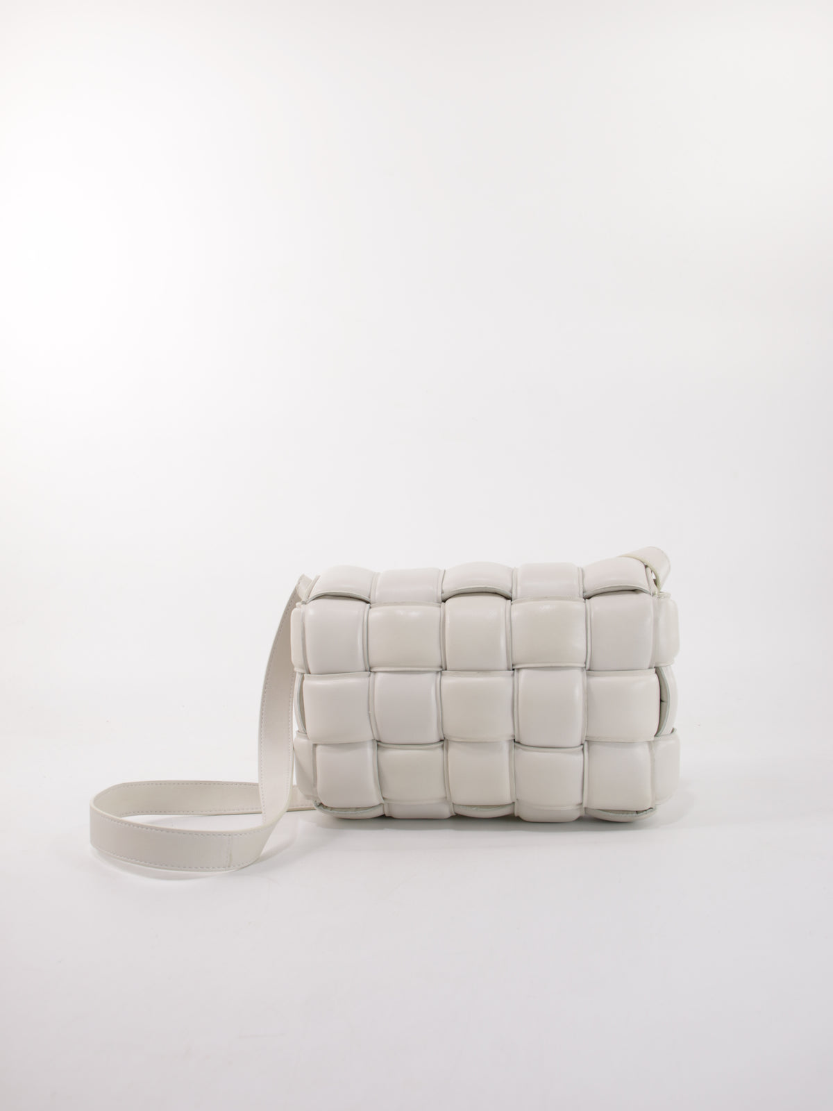 Bottega Veneta Cassette Medium