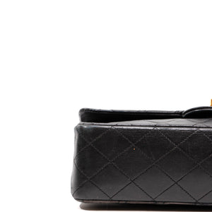 Medium Classic Flap