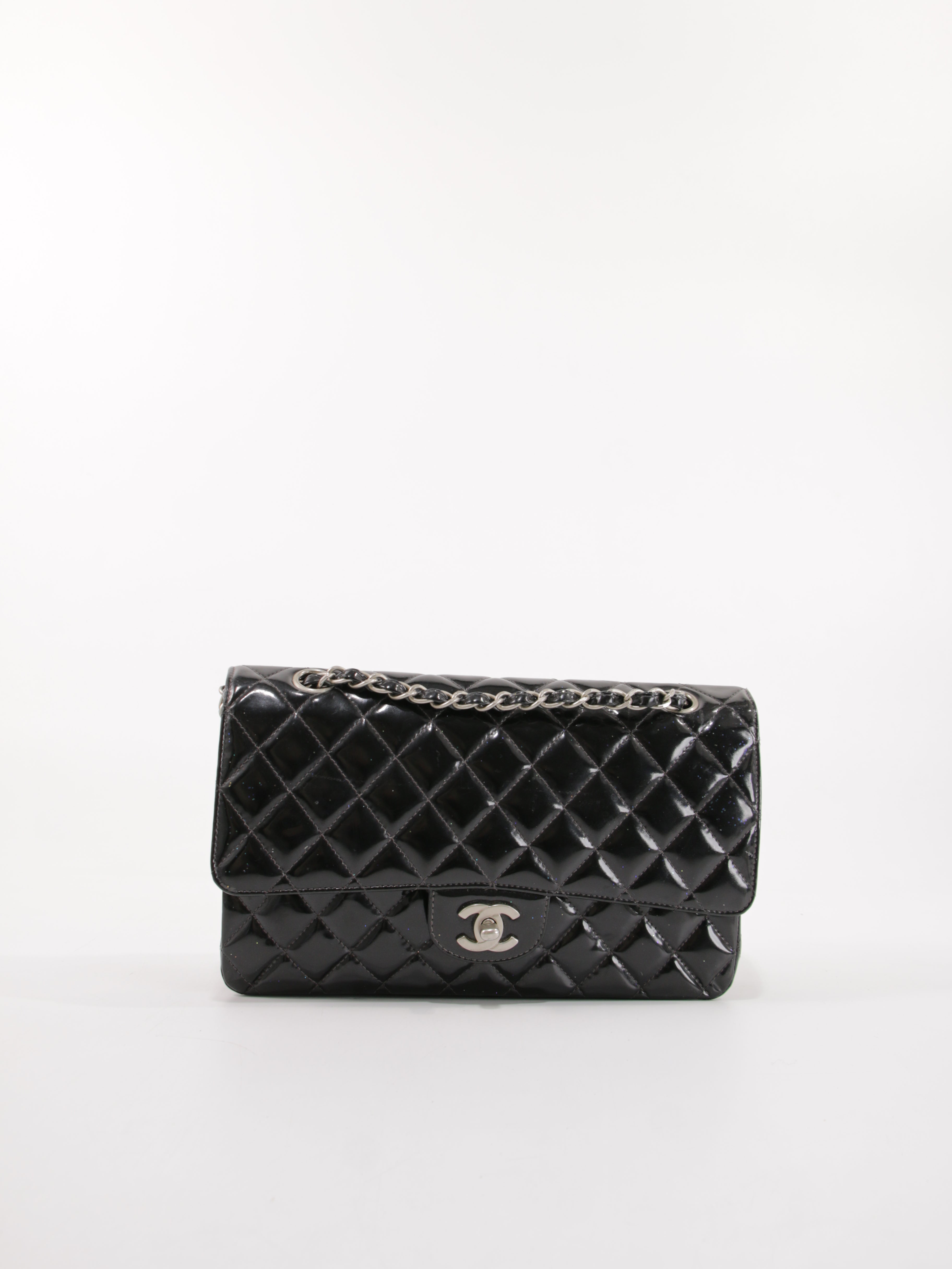 Medium Classic Flap – Collector's Cage