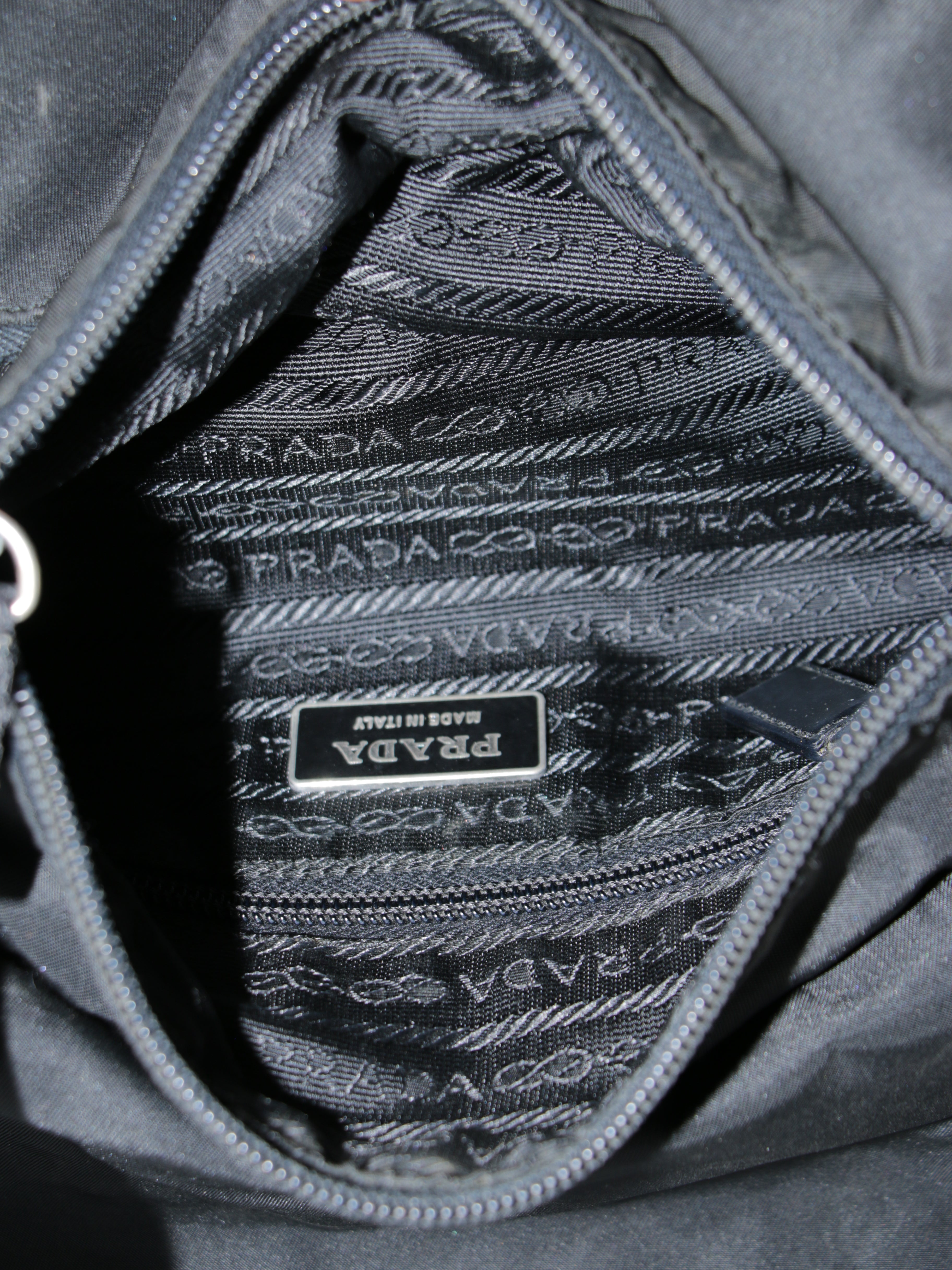 Single Buckle Messenger