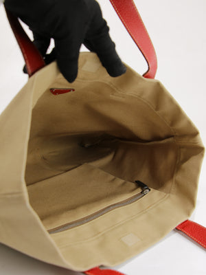 Tote bag