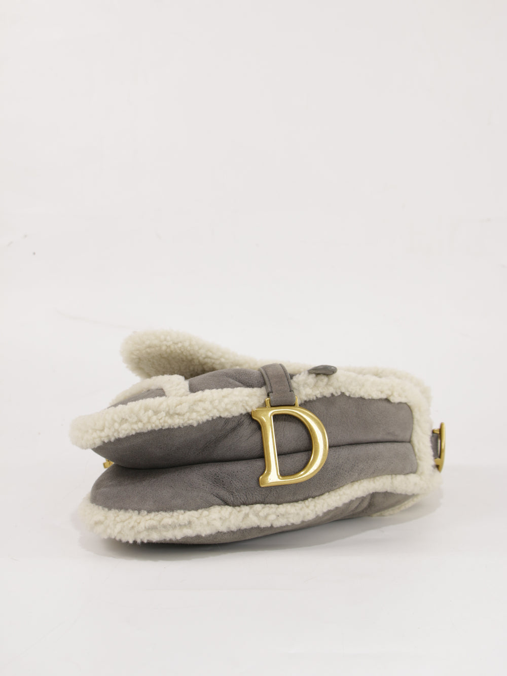 Saddle