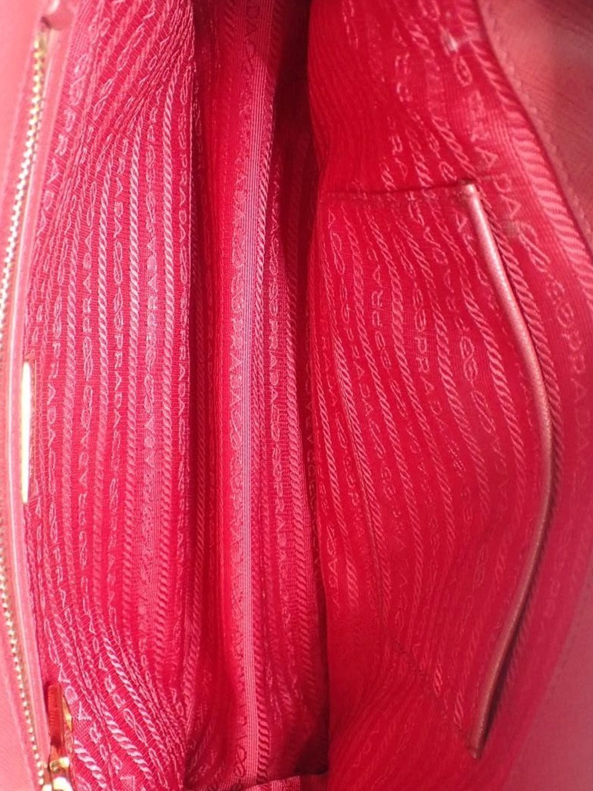 Prada Medium Galleria