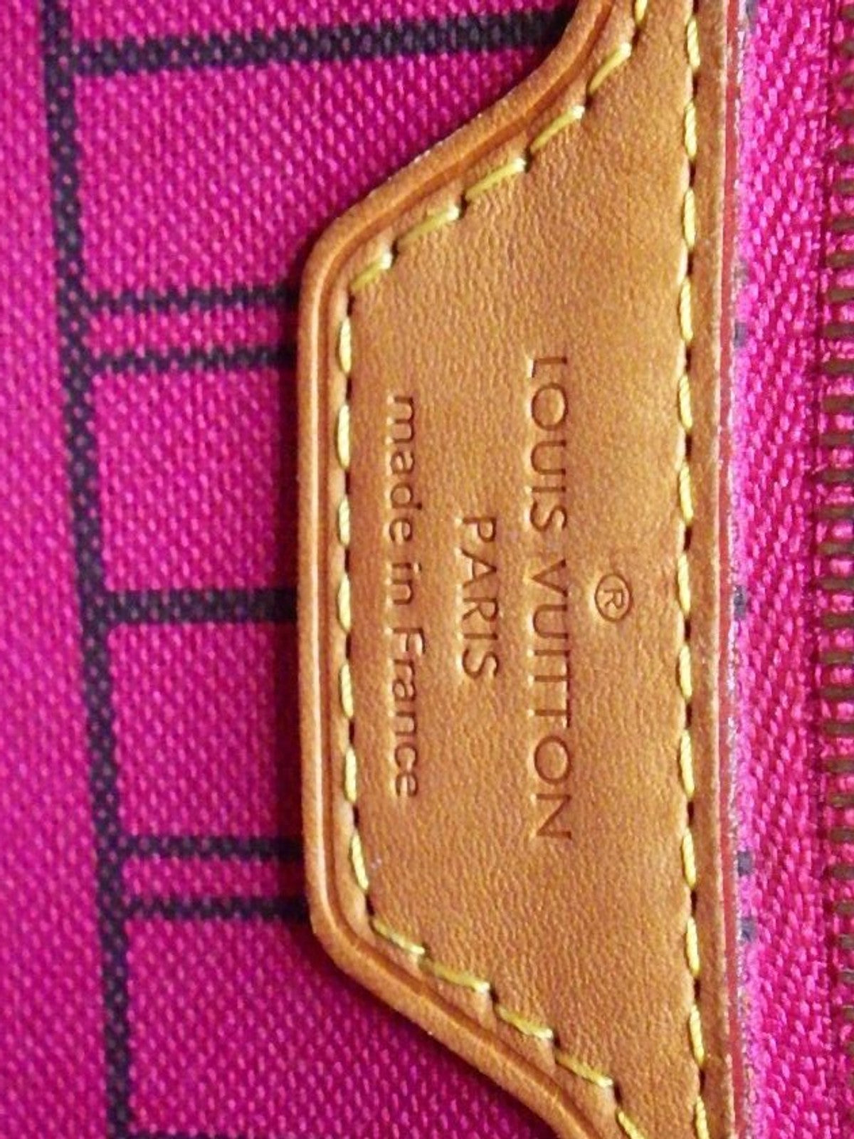 Louis Vuitton Neverfull PM