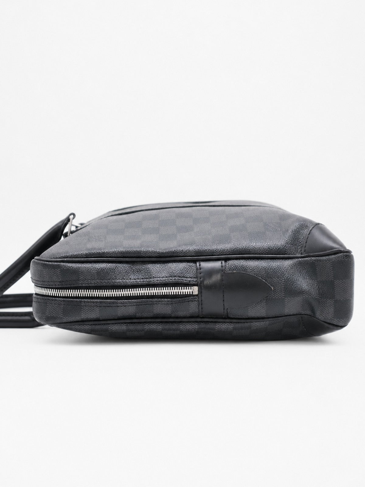 Louis Vuitton Port Documents Voyage GM