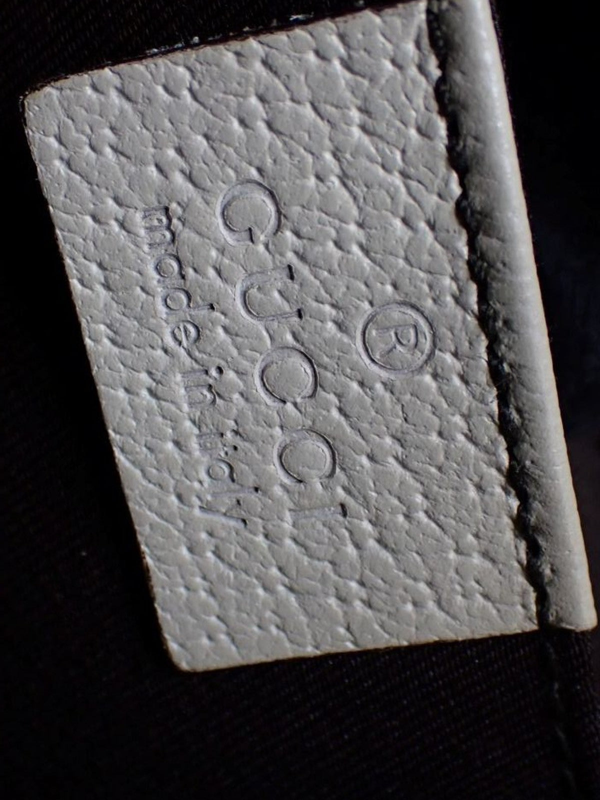 Gucci Abbey D-Ring Pochette