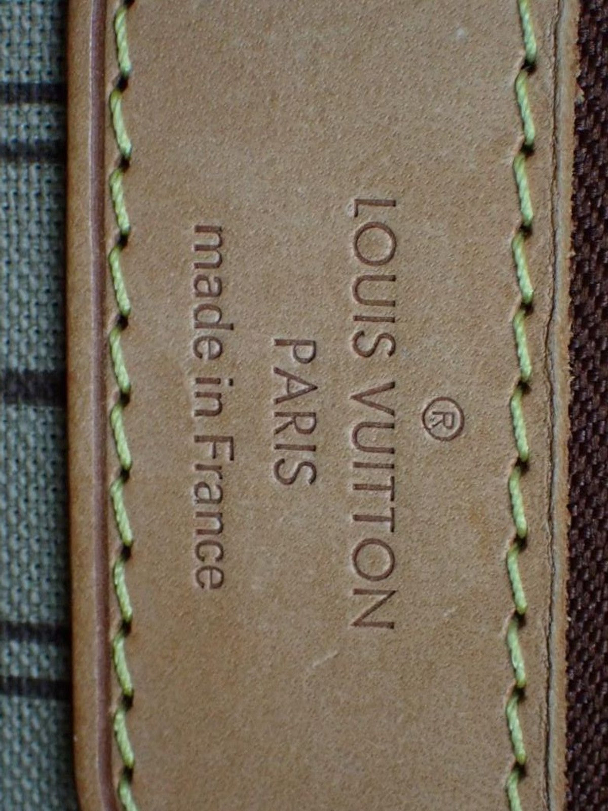 Louis Vuitton Neverfull PM