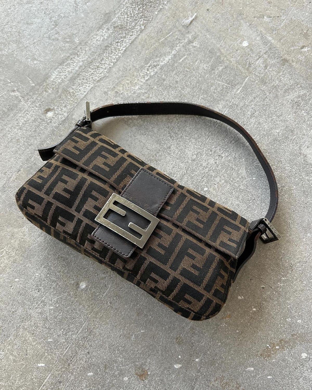 FENDI - BAGUETTE